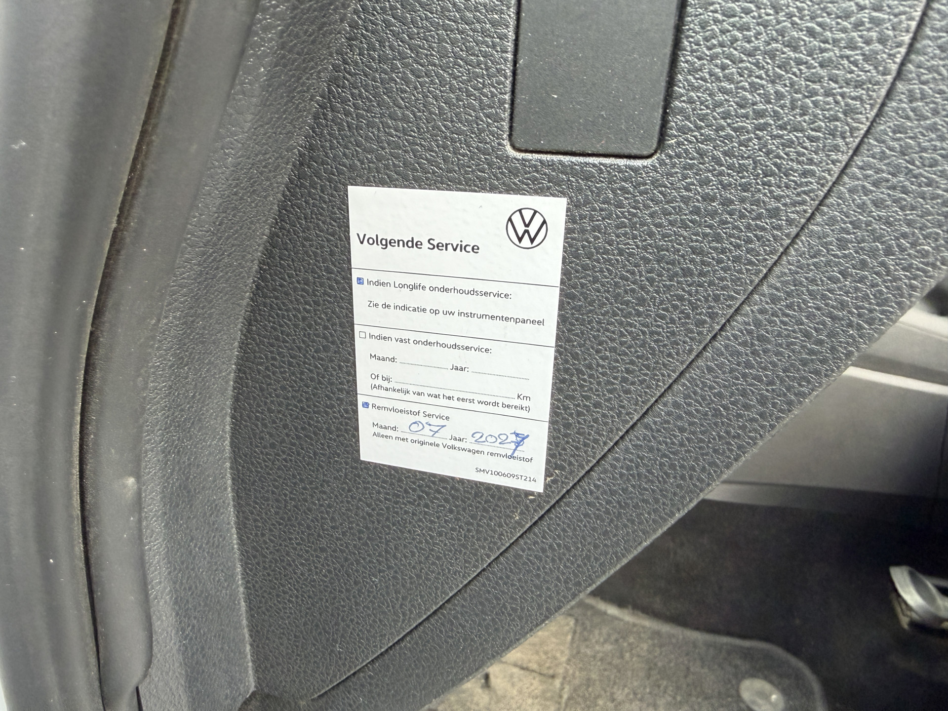 Foto van Volkswagen Caddy Modified Partition Wall