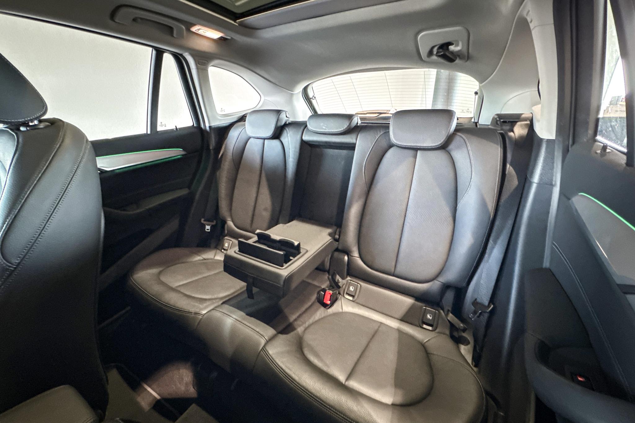 Foto van BMW X1 Sdrive20i