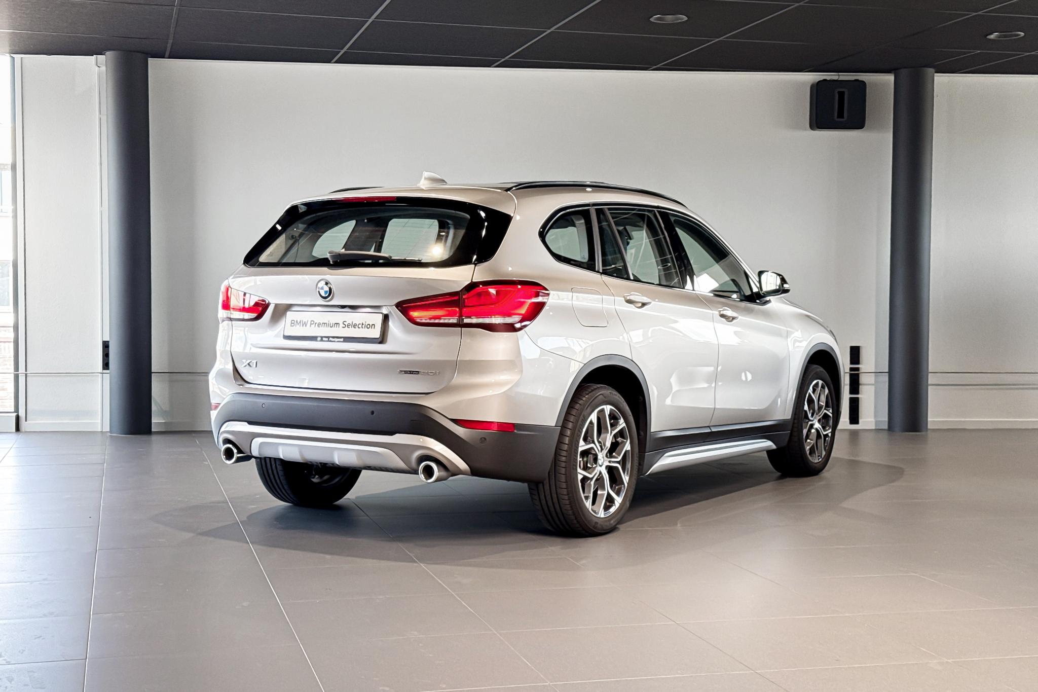 Foto van BMW X1 Sdrive20i