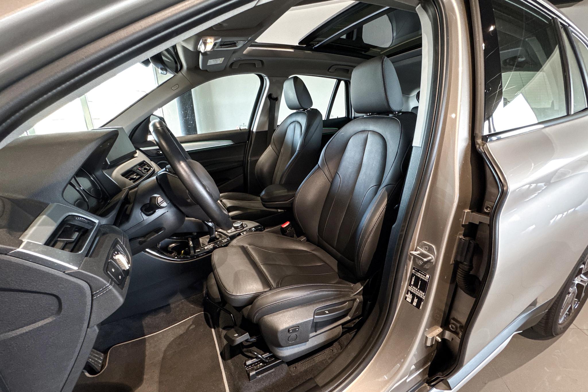 Foto van BMW X1 Sdrive20i