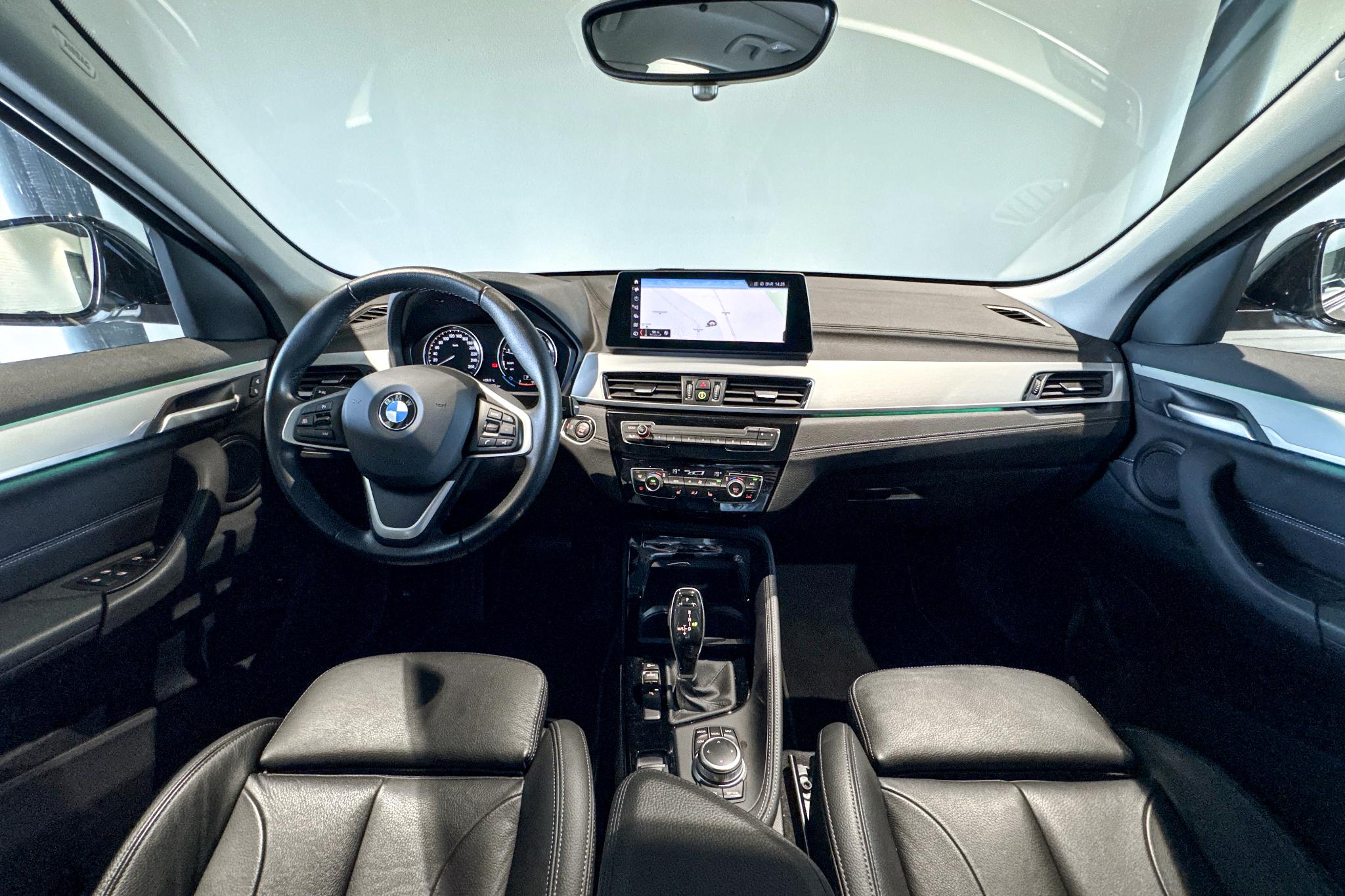 Foto van BMW X1 Sdrive20i