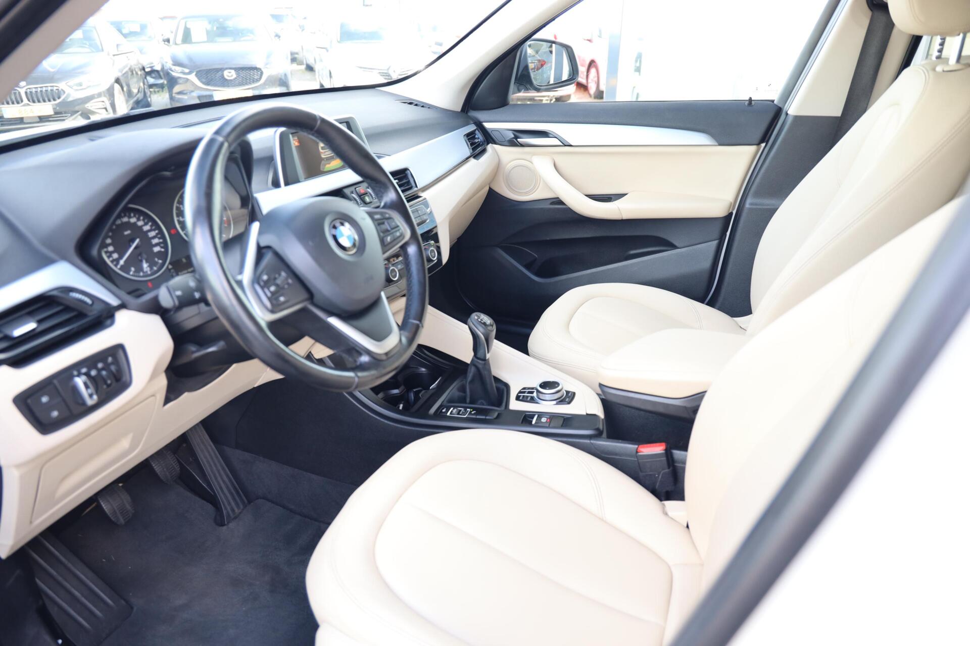 Foto van BMW X1 Sdrive18i