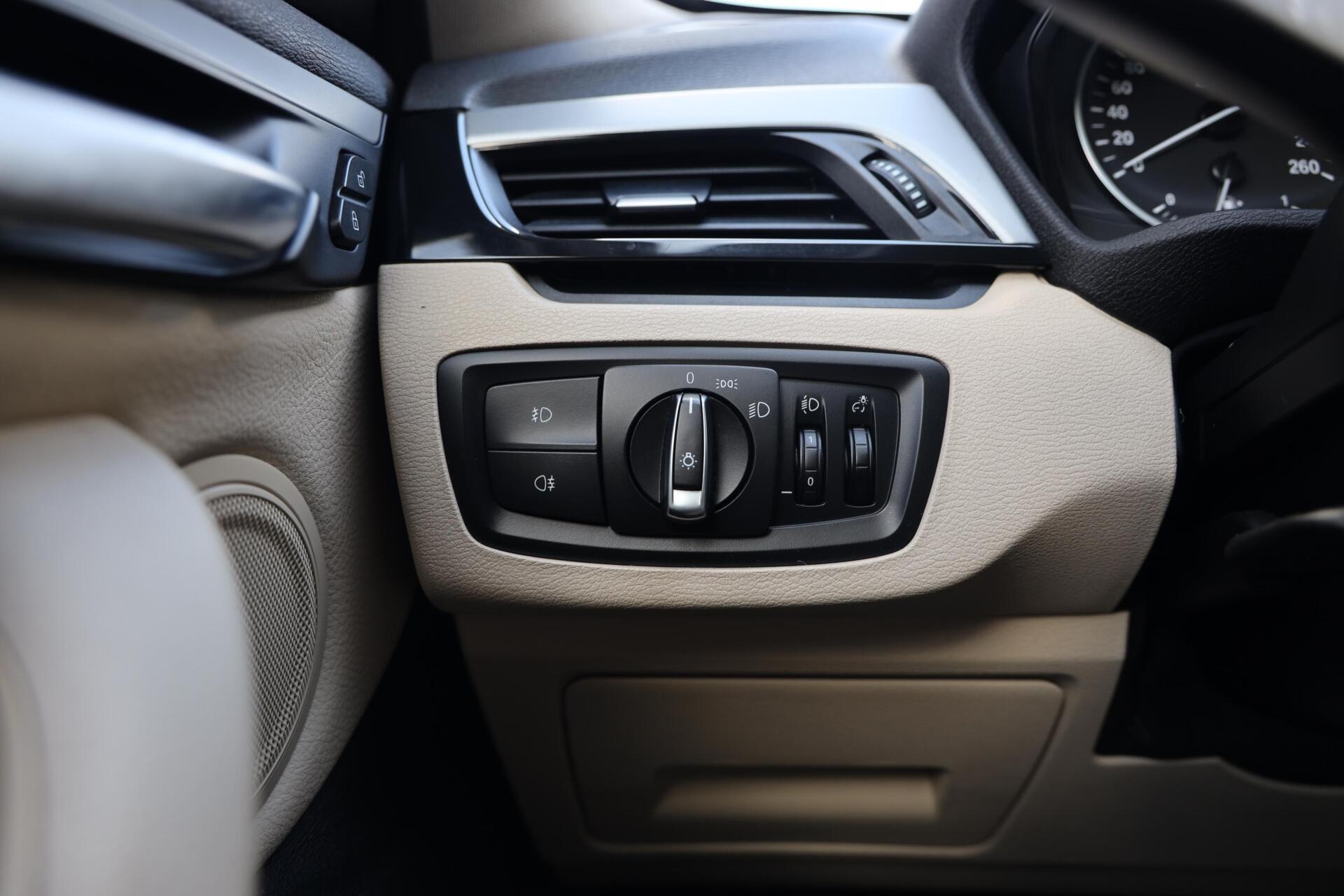 Foto van BMW X1 Sdrive18i
