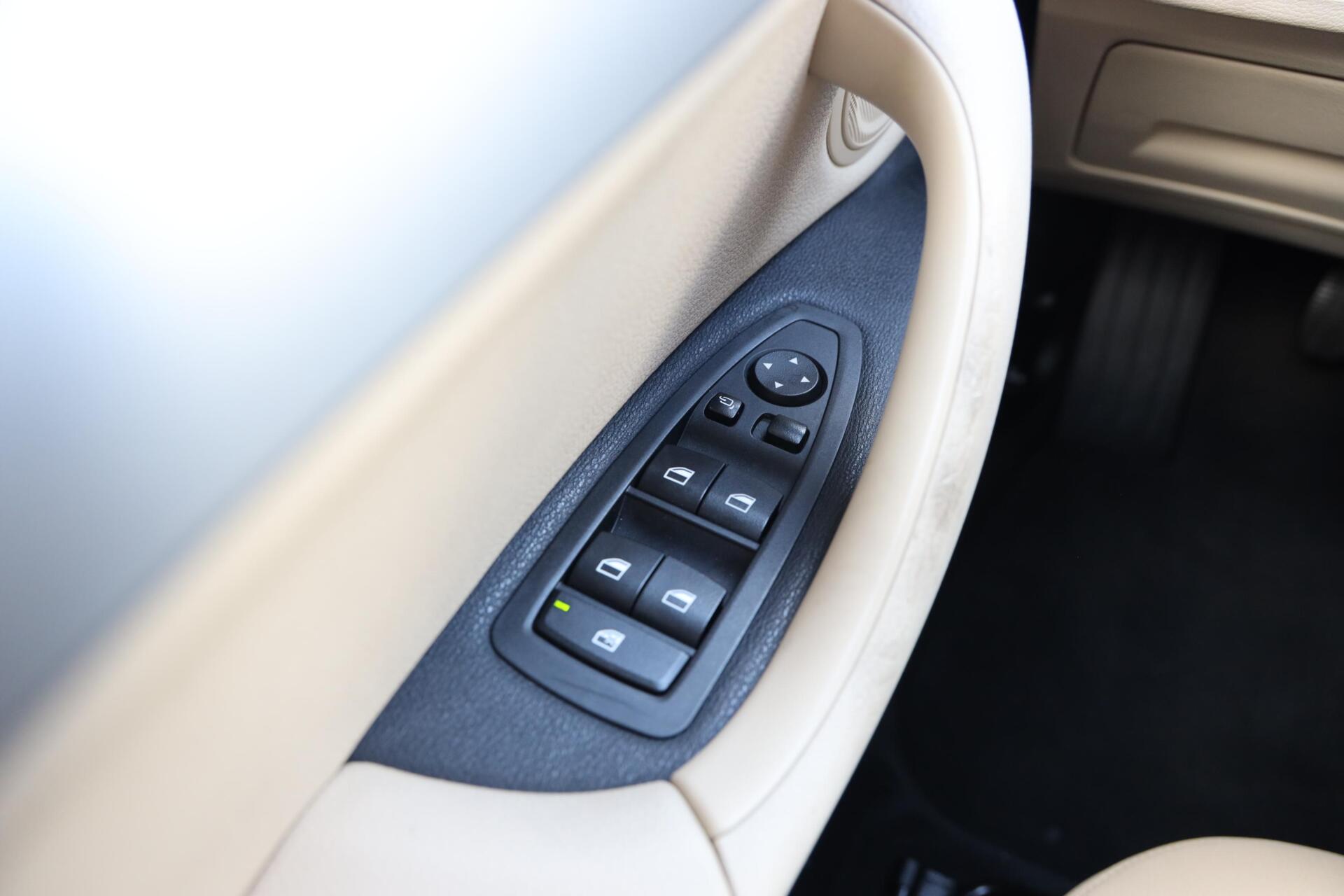 Foto van BMW X1 Sdrive18i