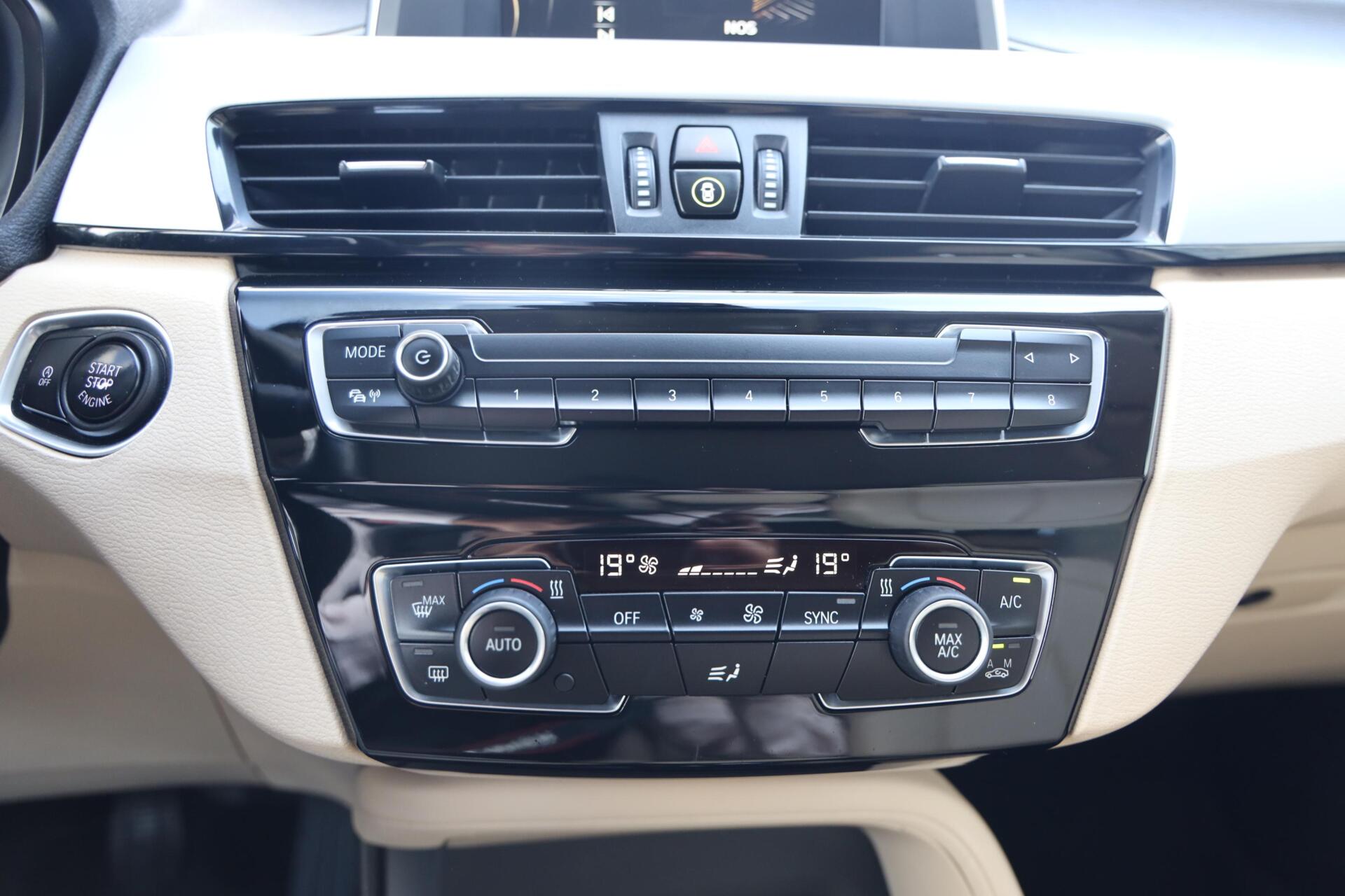 Foto van BMW X1 Sdrive18i