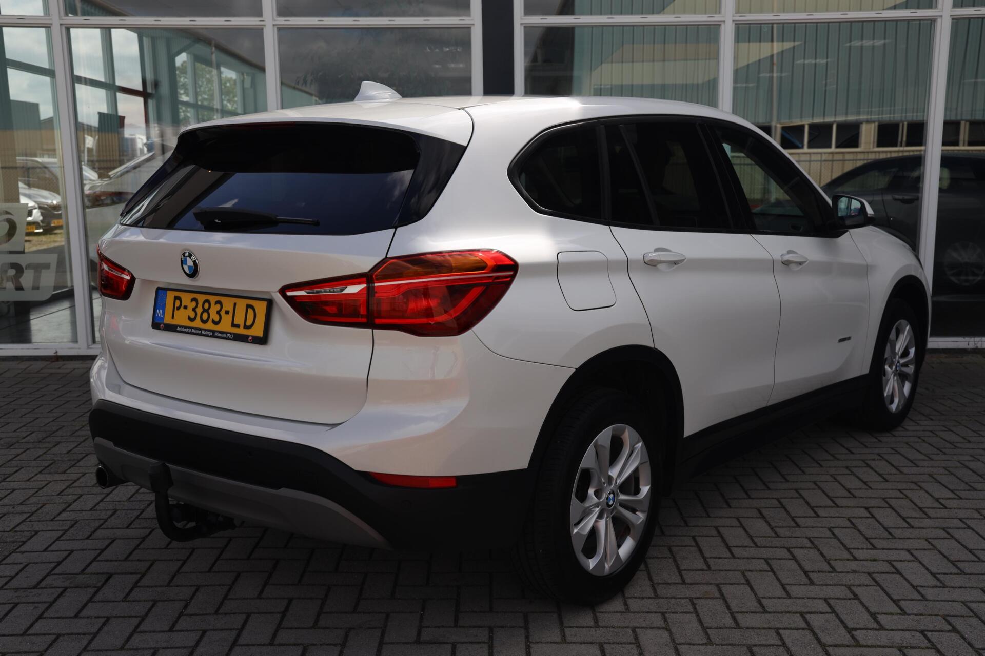 Foto van BMW X1 Sdrive18i