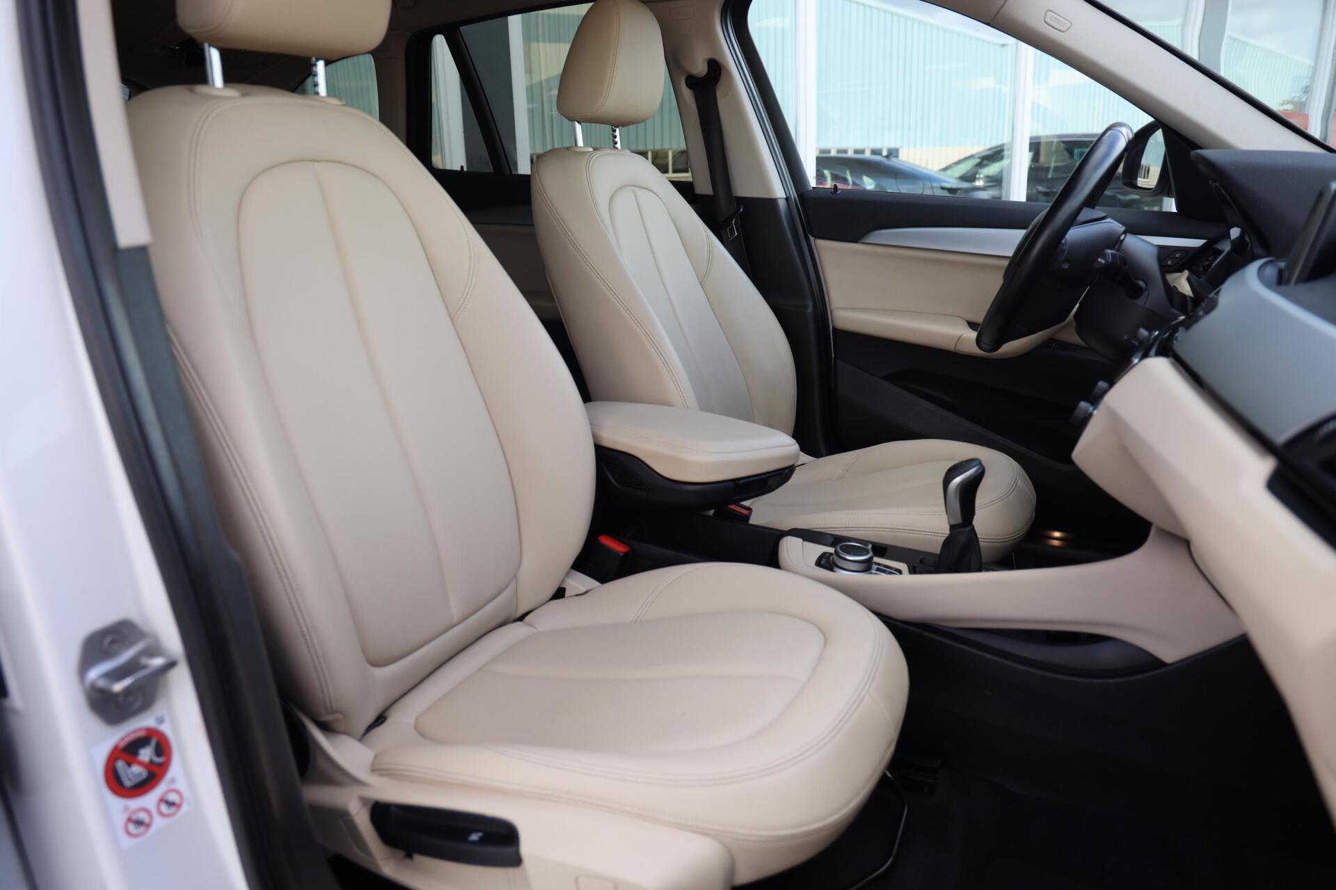 Foto van BMW X1 Sdrive18i