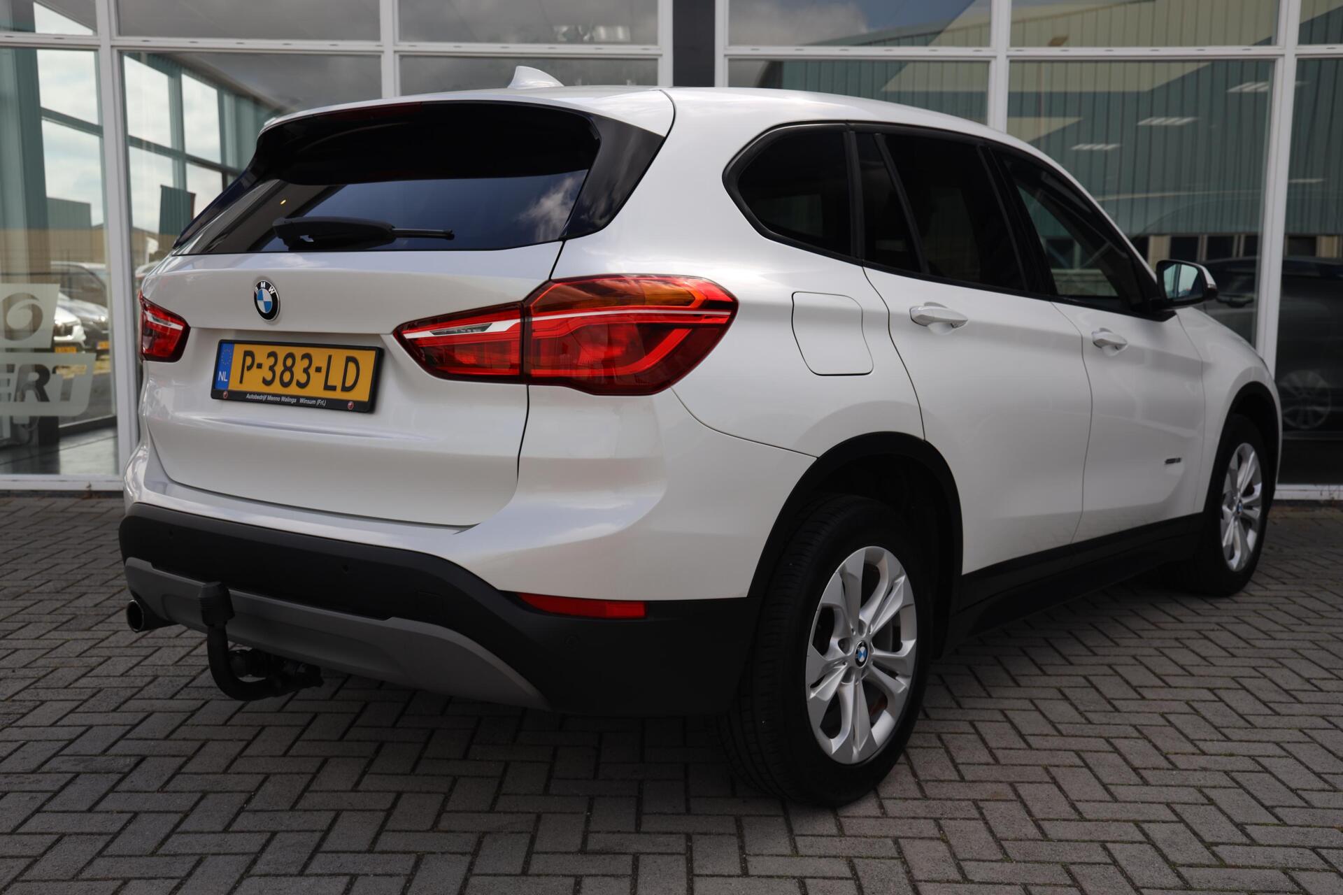 Foto van BMW X1 Sdrive18i