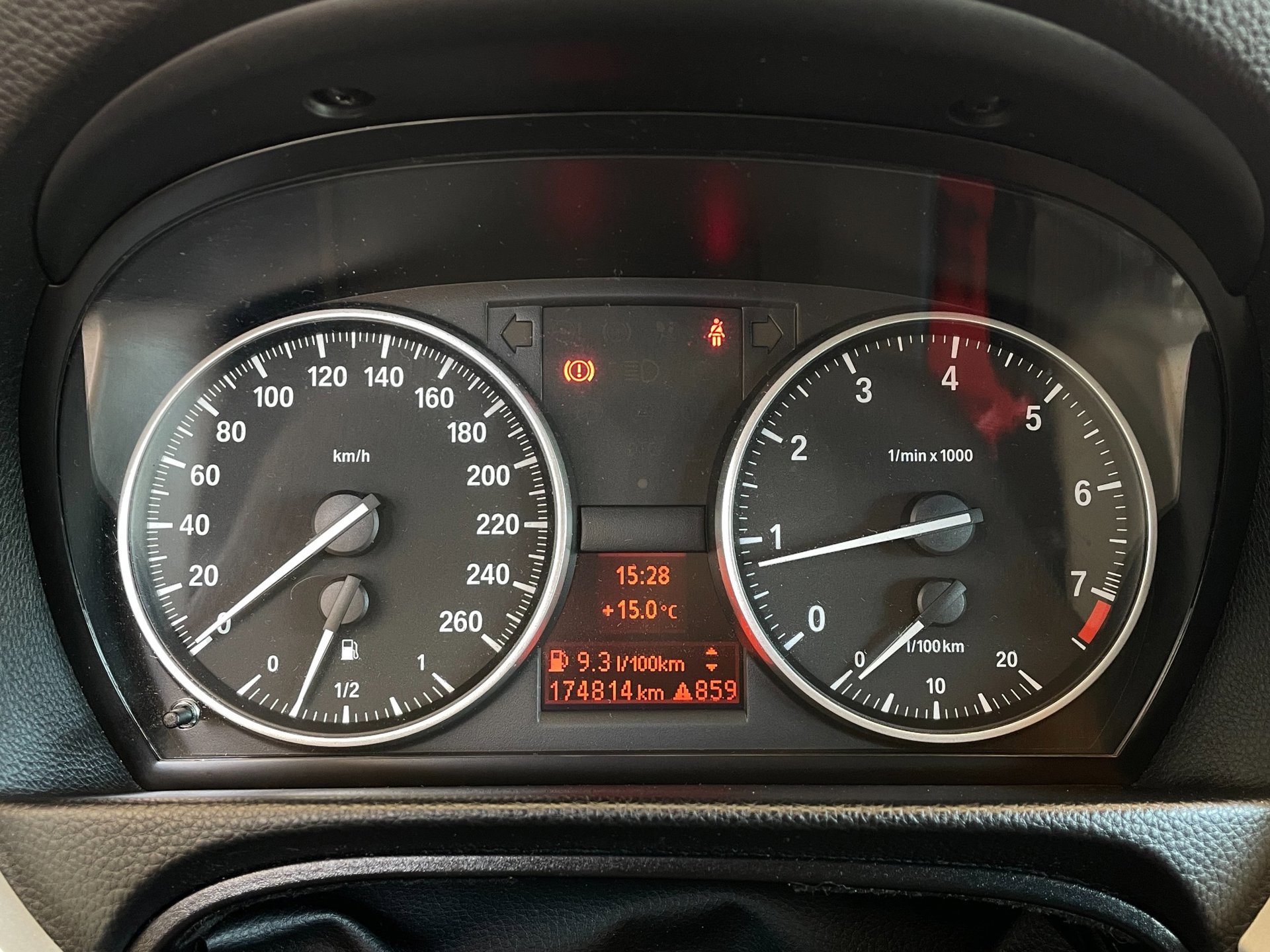 Foto van BMW 318i