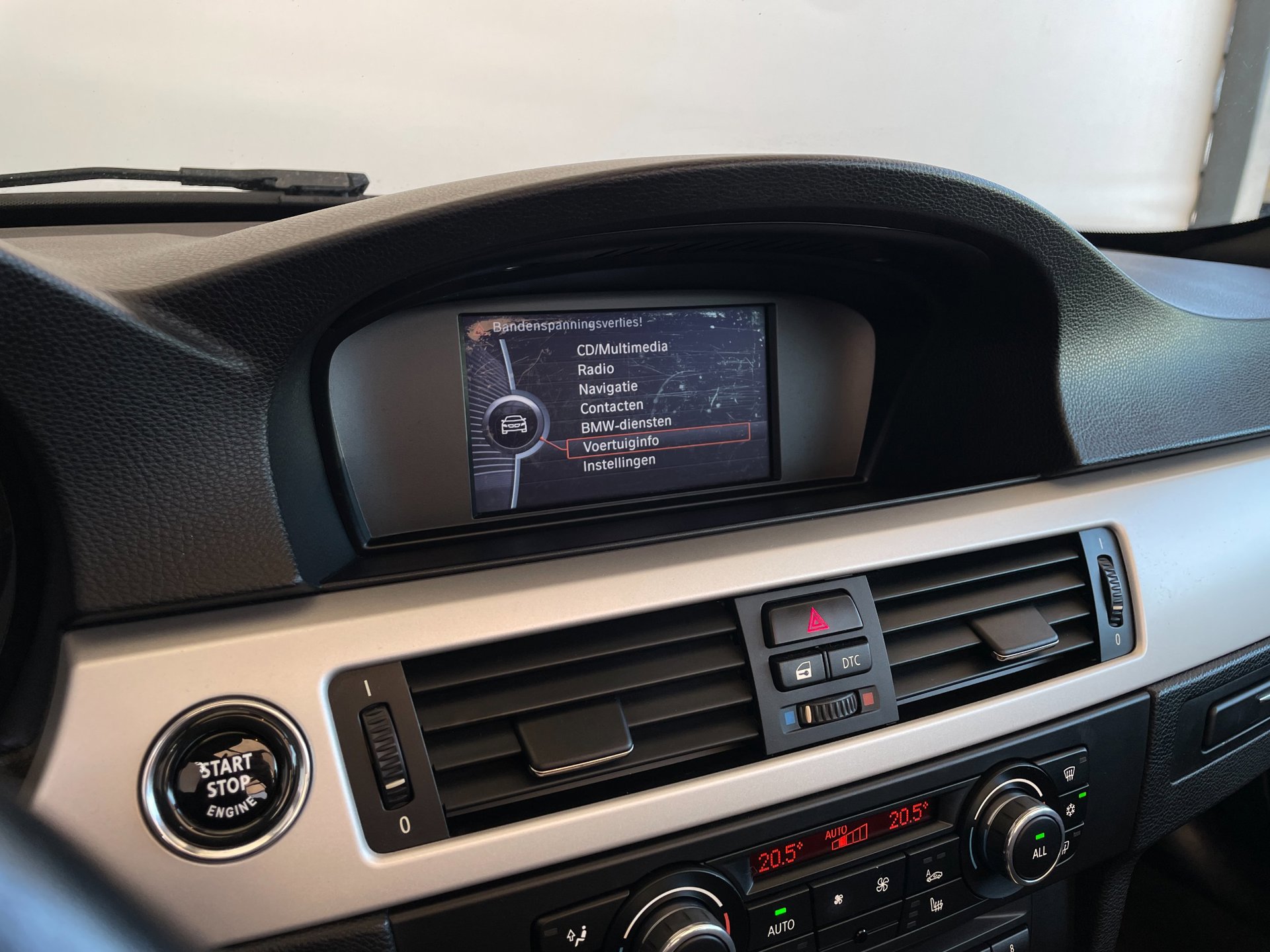 Foto van BMW 318i