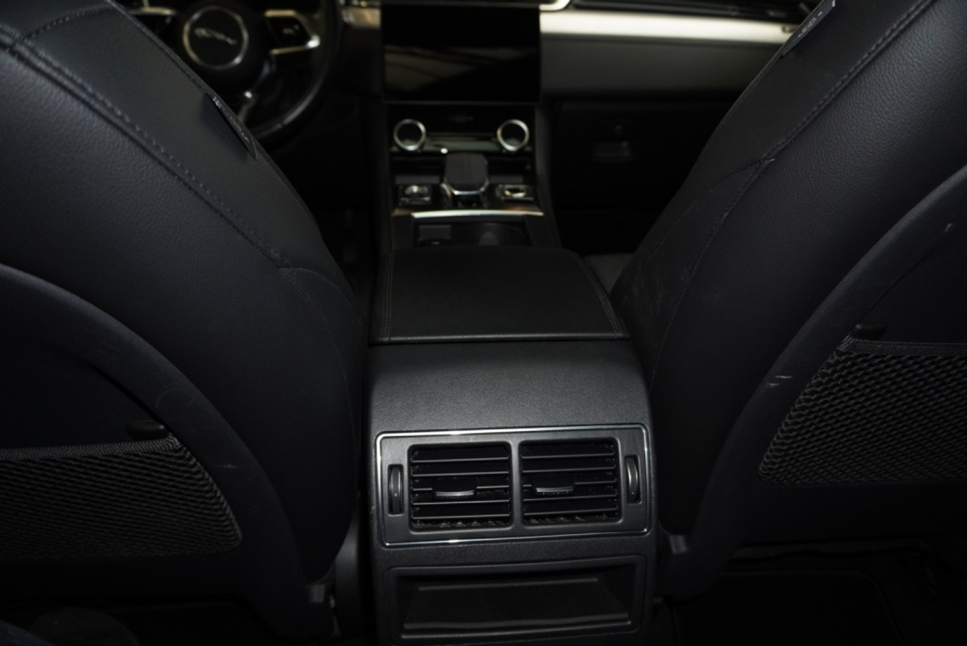 Foto van Jaguar Jaguar F-pace
