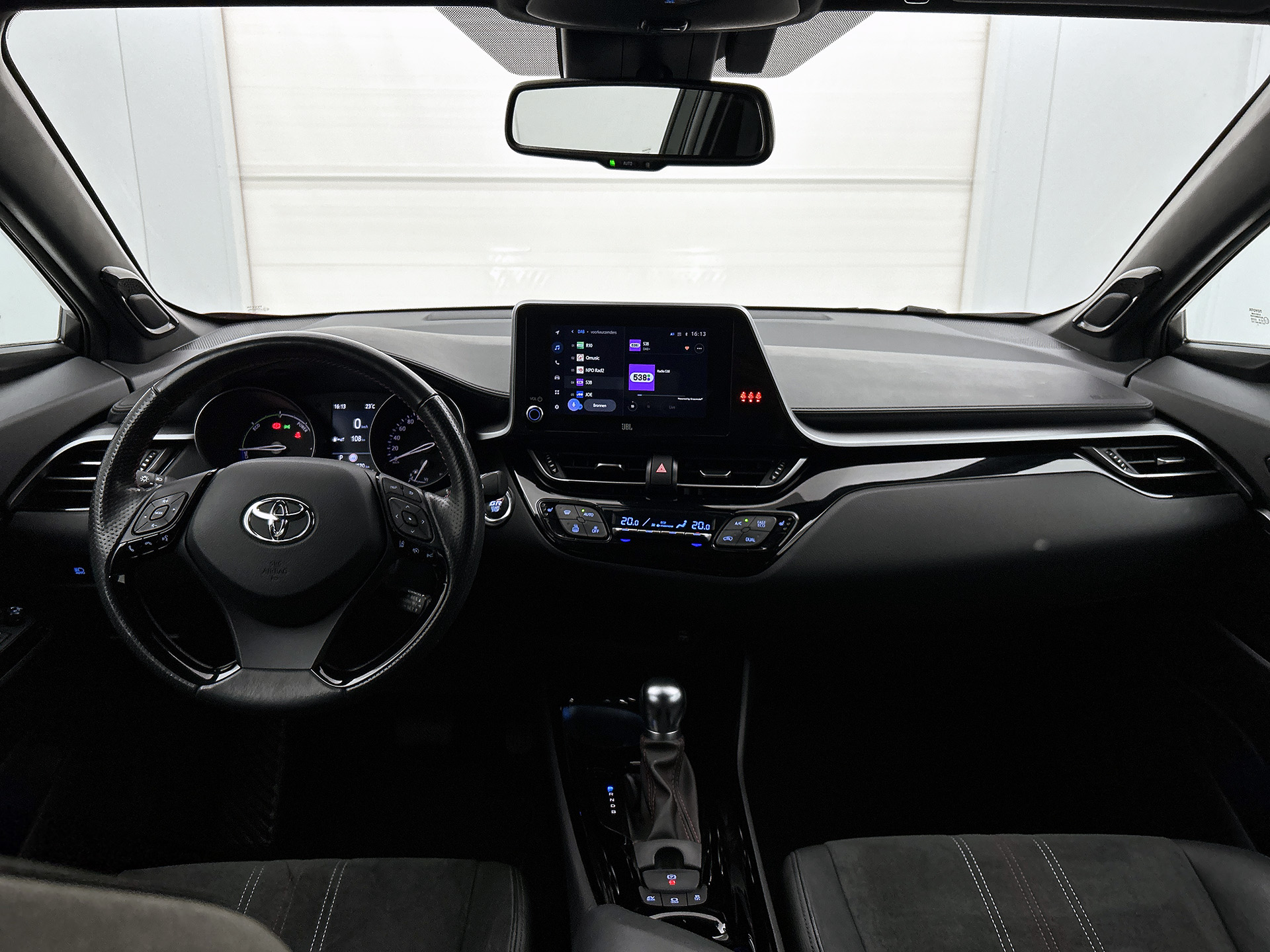 Foto van Toyota Toyota C-hr