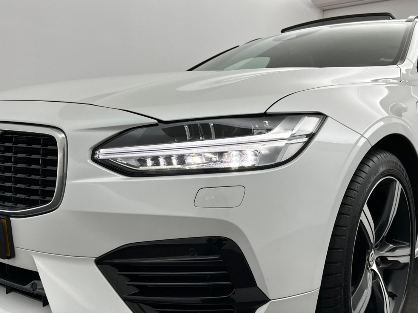 Foto van Volvo V90 T8 Twin Engine