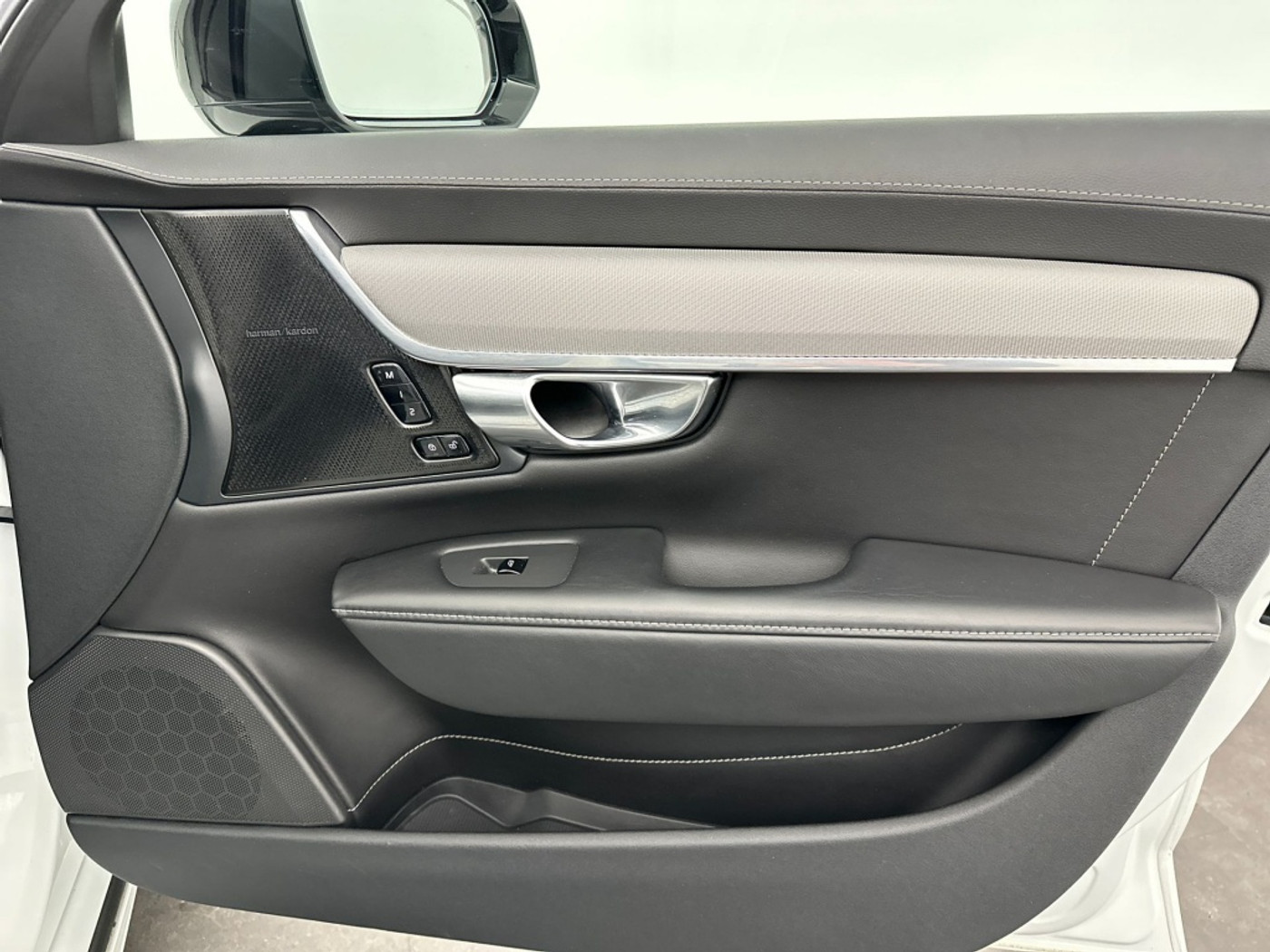 Foto van Volvo V90 T8 Twin Engine