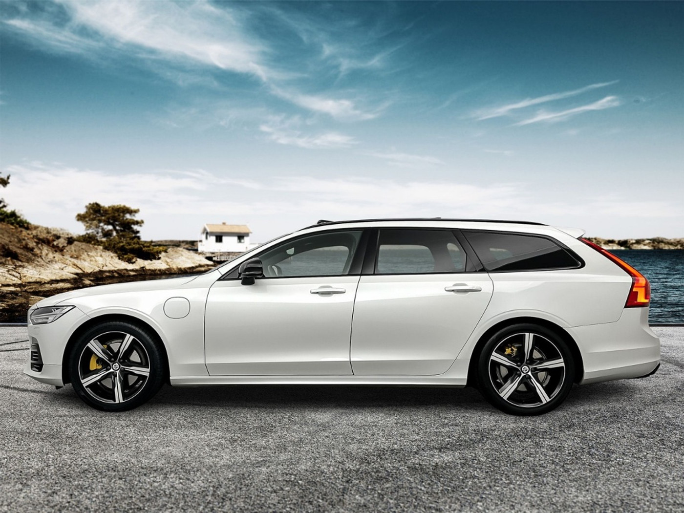 Foto van Volvo V90 T8 Twin Engine