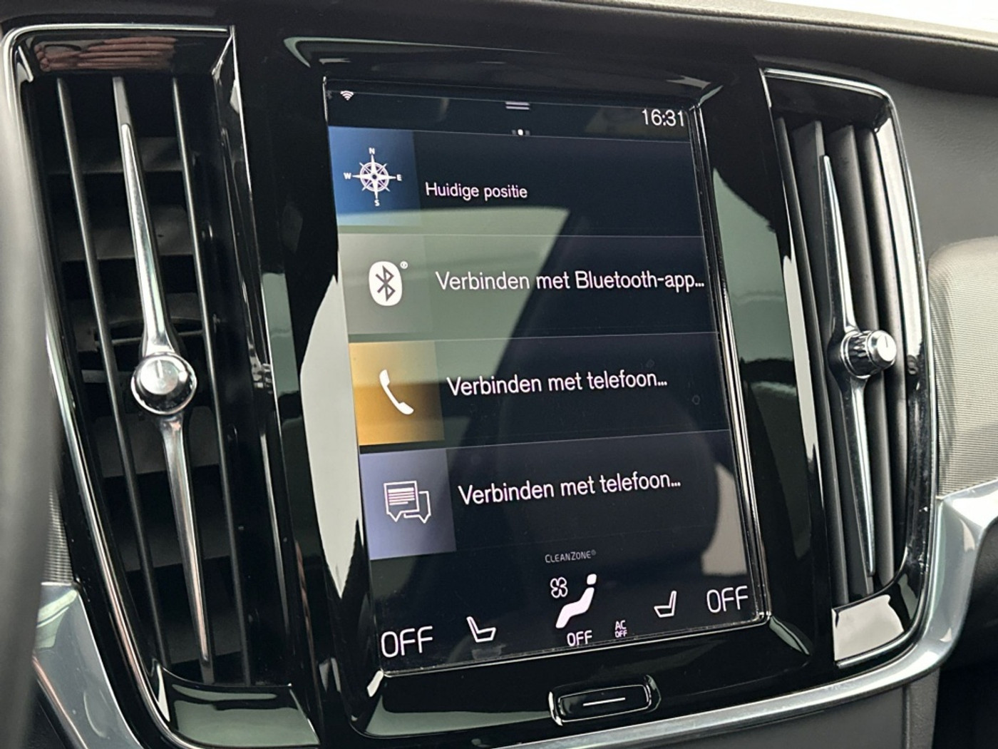 Foto van Volvo V90 T8 Twin Engine