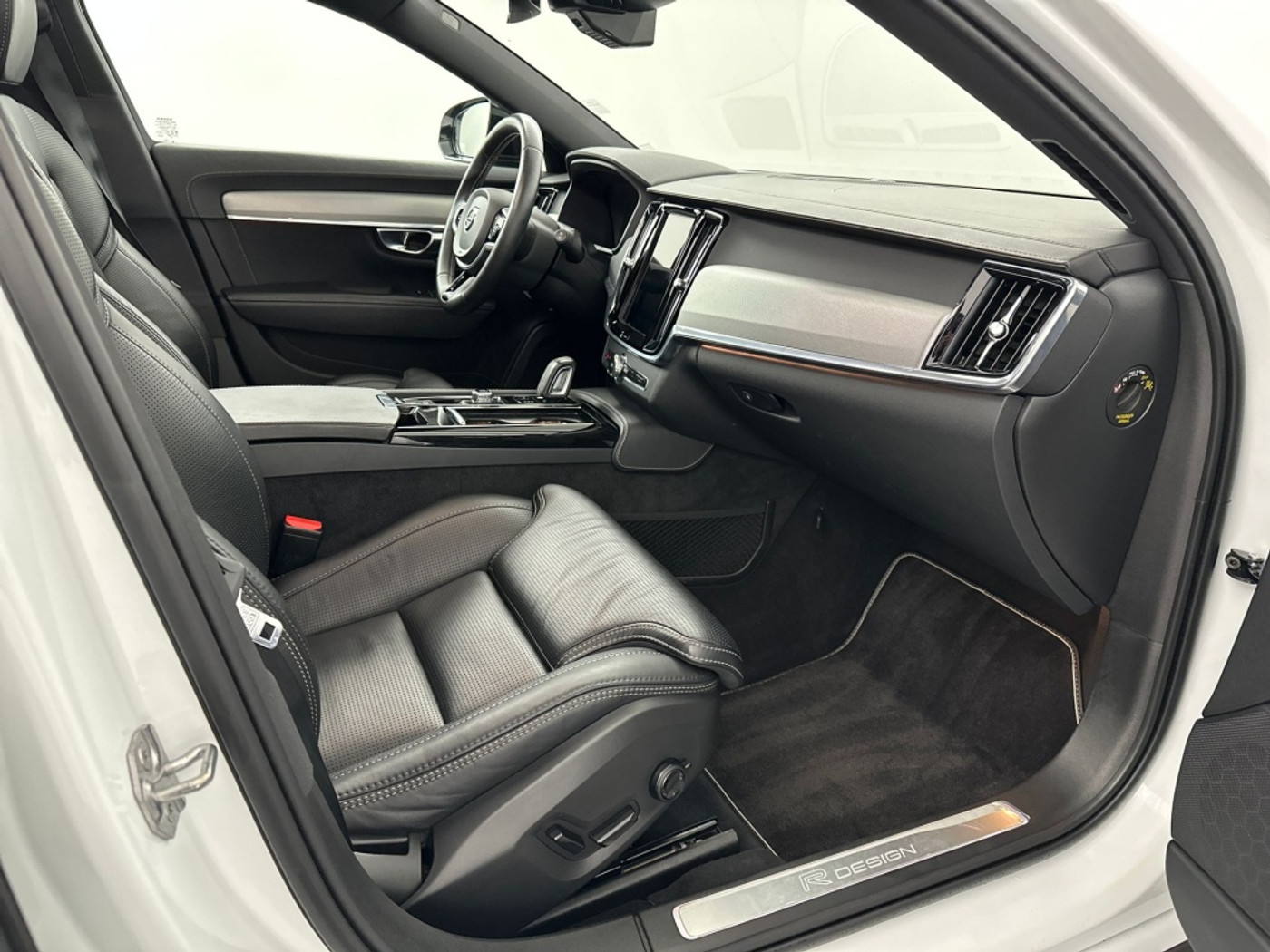 Foto van Volvo V90 T8 Twin Engine