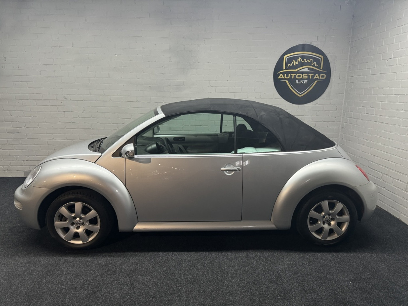 Foto van Volkswagen New Beetle Cabriolet