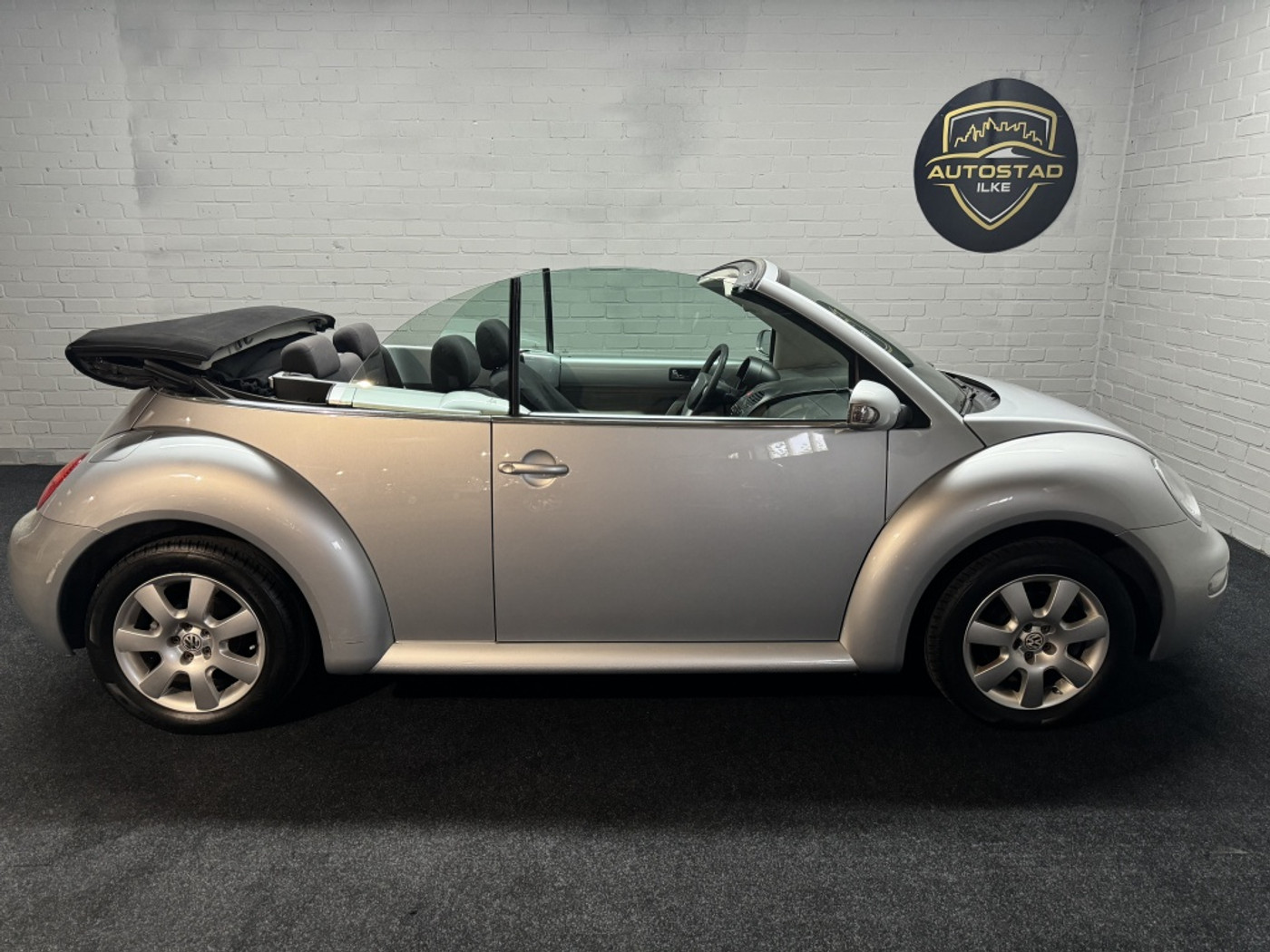 Foto van Volkswagen New Beetle Cabriolet