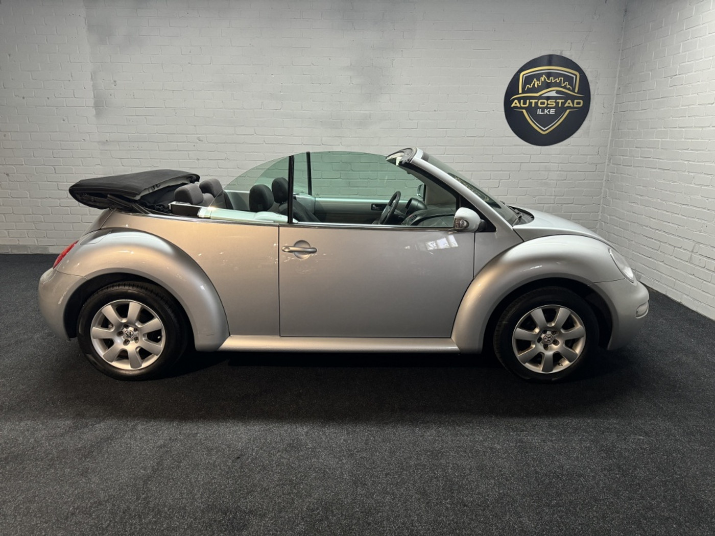 Foto van Volkswagen New Beetle Cabriolet