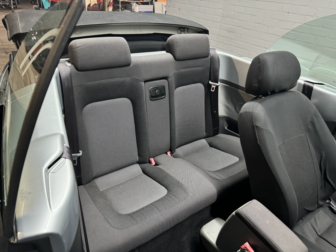 Foto van Volkswagen New Beetle Cabriolet