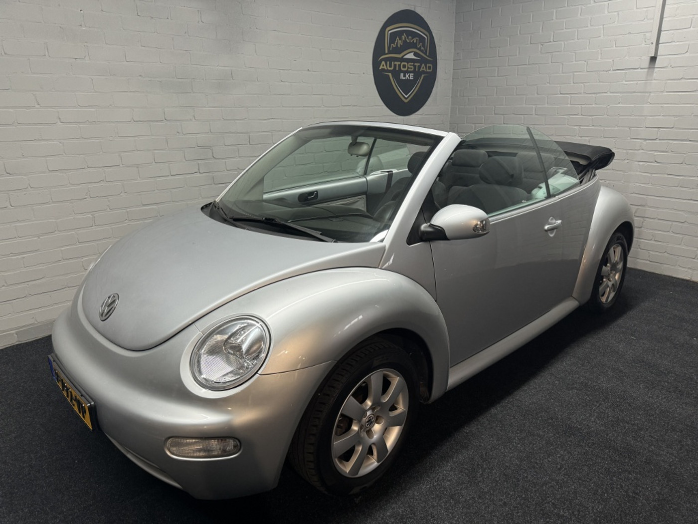 Foto van Volkswagen New Beetle Cabriolet