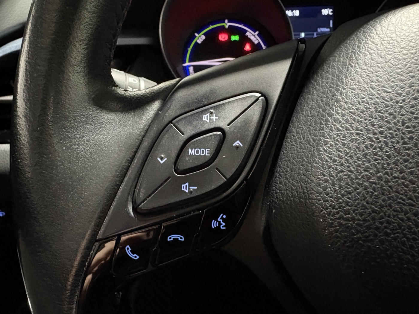 Foto van Toyota Toyota C-hr