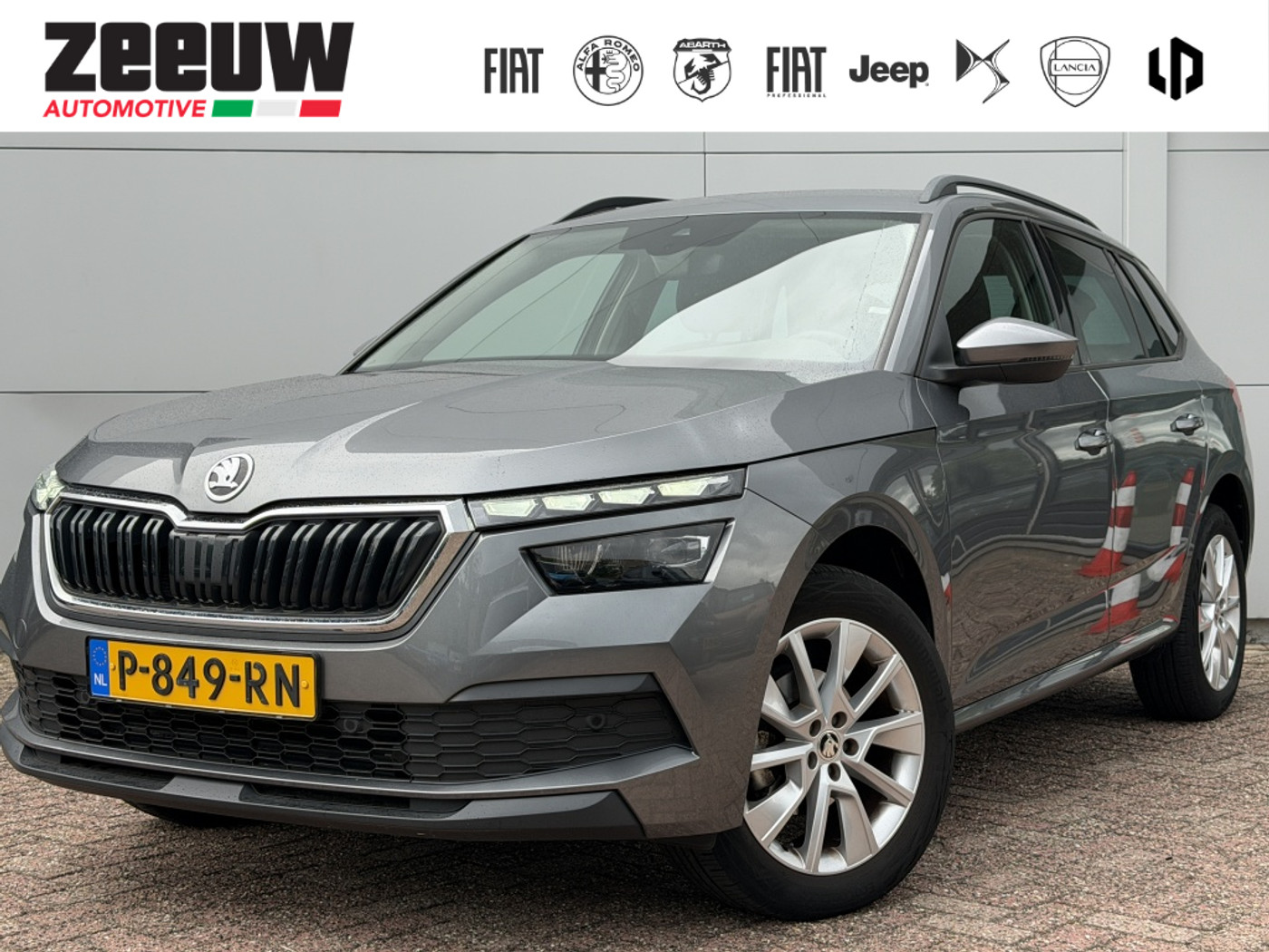 Skoda Kamiq 1.0 TSI Business Edition Leder Led Camera Lage stand Digitaal dashboard 2022 - voorkant