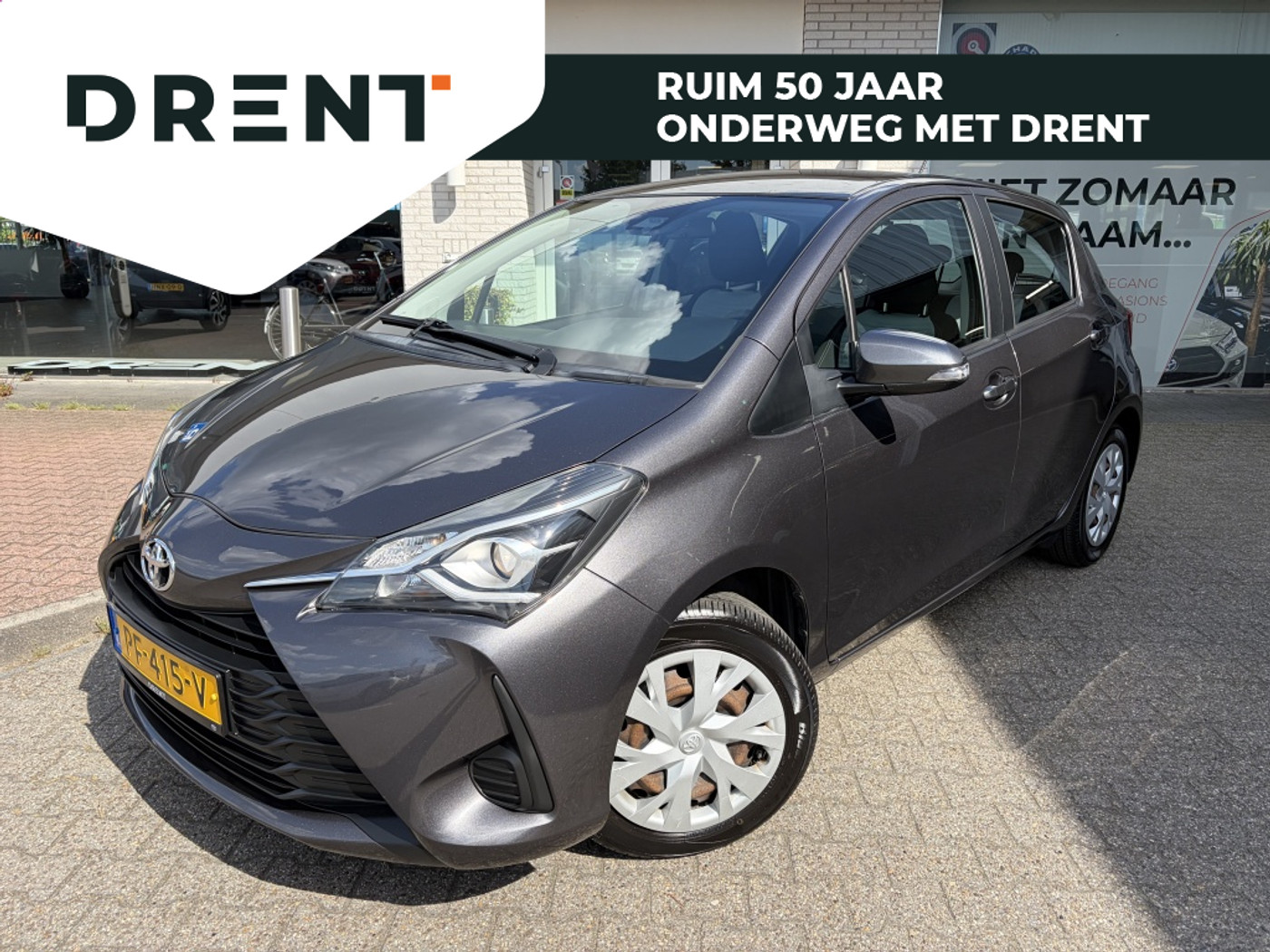 Toyota Toyota Yaris 1.5 VVT-i Aspiration | Cruise control | Trekhaak | Dealer onder. 2017 - voorkant