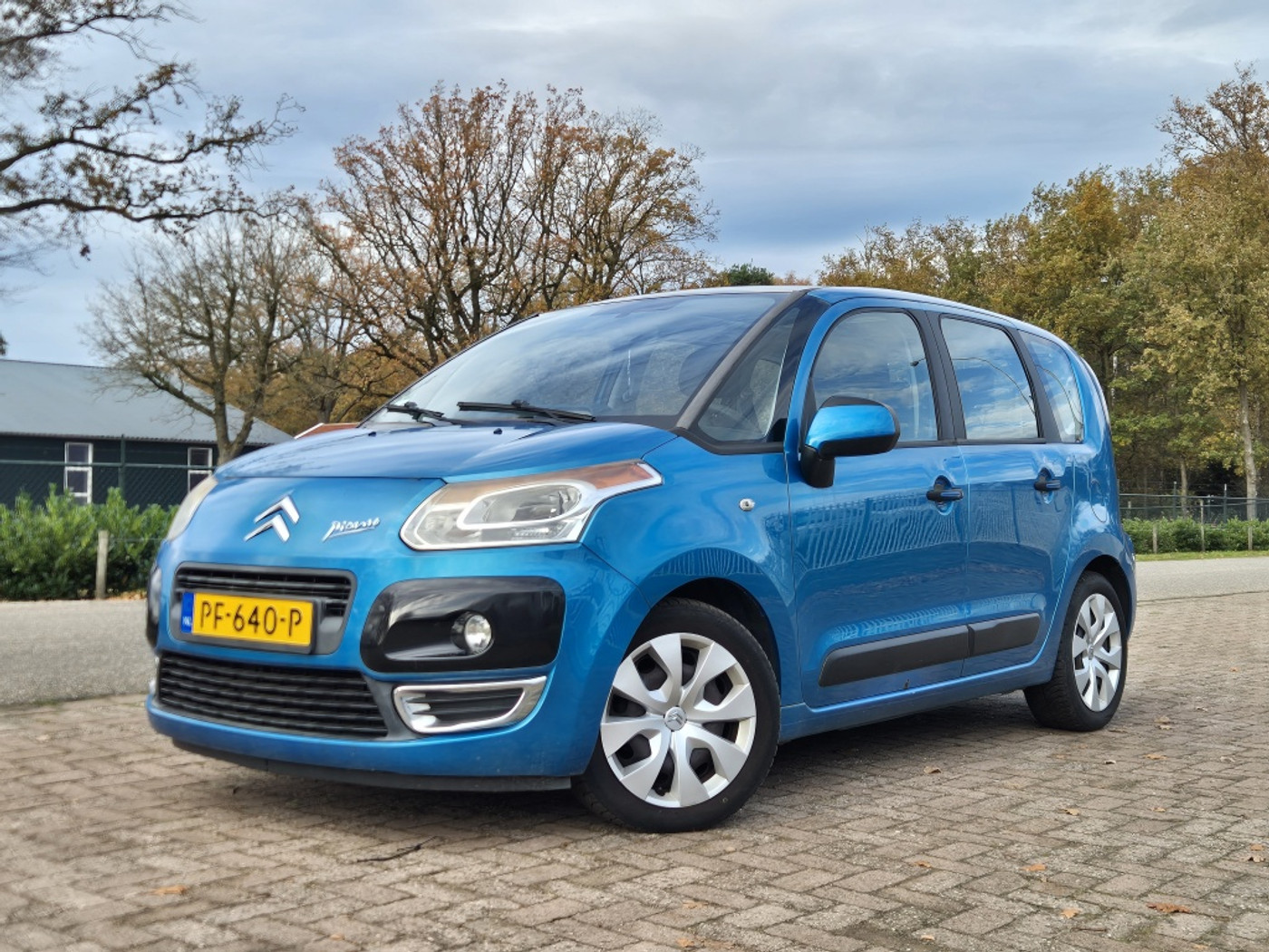 Citroen C3 Picasso 1.4 VTi Exclusive, incl. Nieuwe apk!! 2009 - voorkant