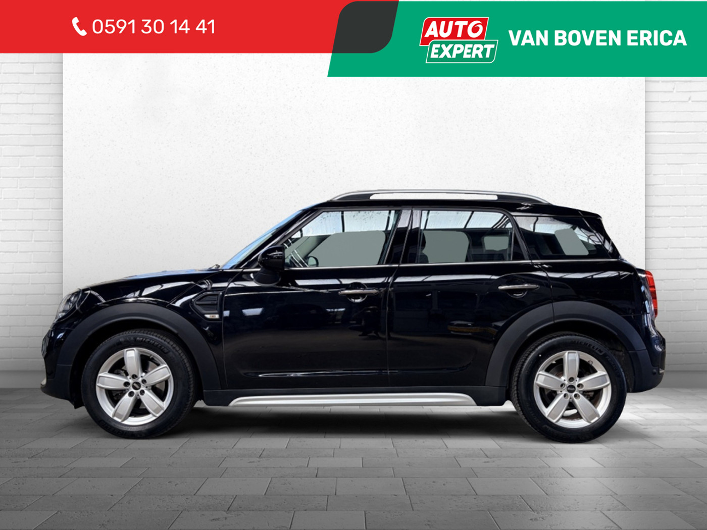 Mini Countryman 1.5 Cooper Salt Automaat/Trekhaak/Navi/ECC 2017 - voorkant