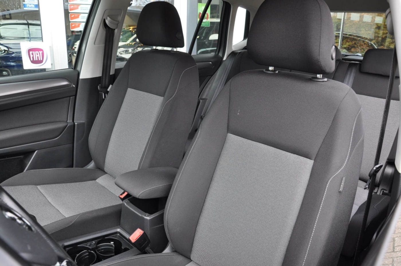 Foto van Volkswagen Golf Sportsvan
