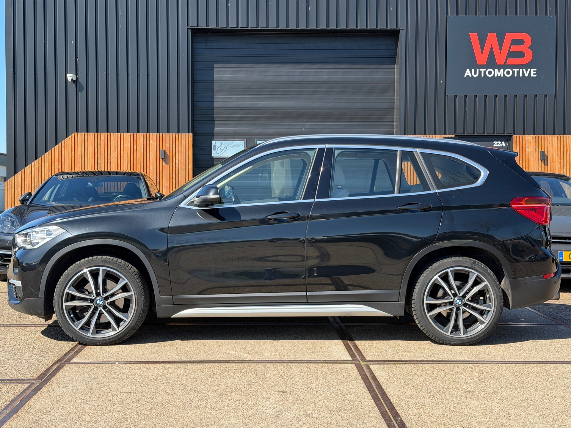 Foto van BMW X1 Xdrive20i