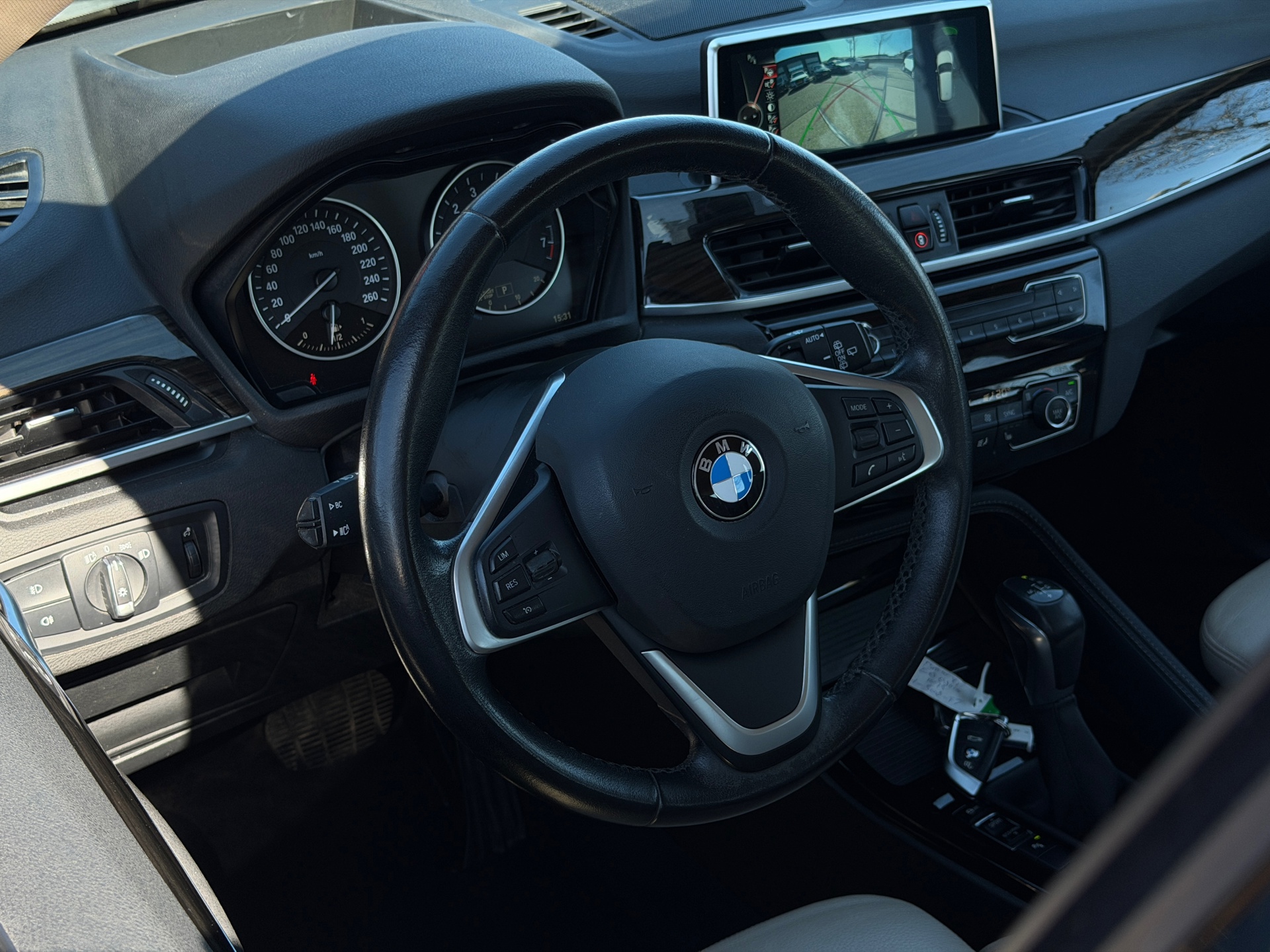 Foto van BMW X1 Xdrive20i