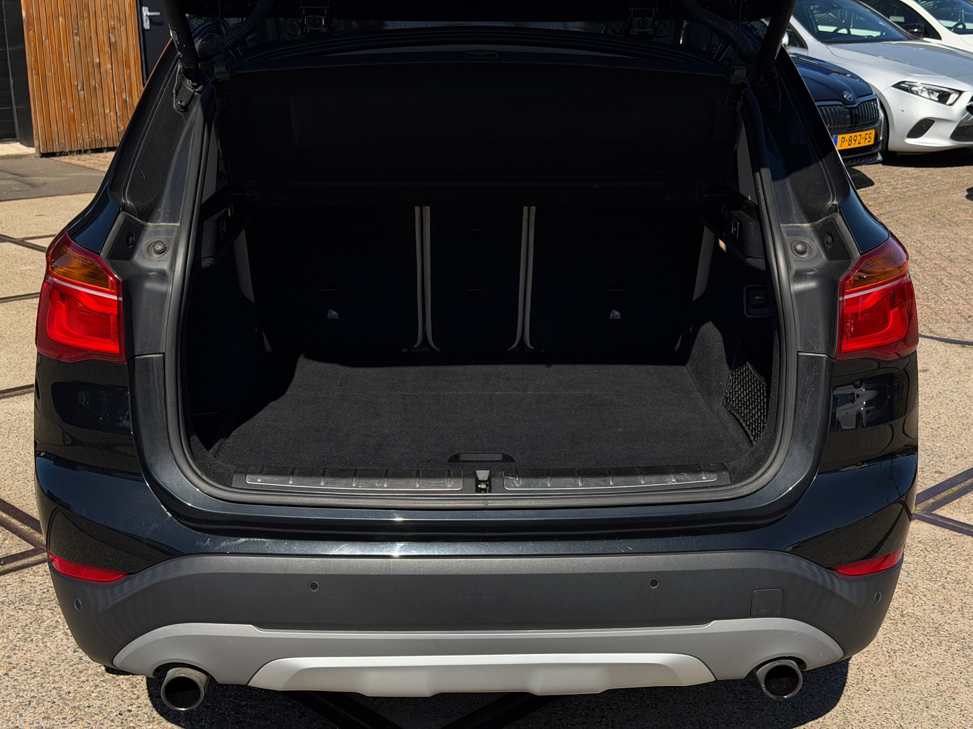 Foto van BMW X1 Xdrive20i