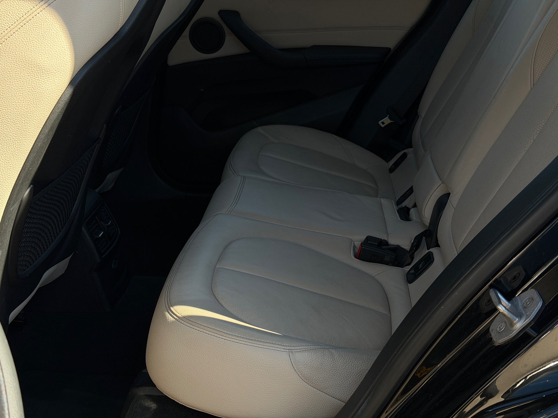 Foto van BMW X1 Xdrive20i