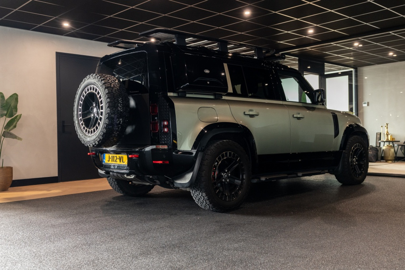 Foto van Land Rover Defender 110