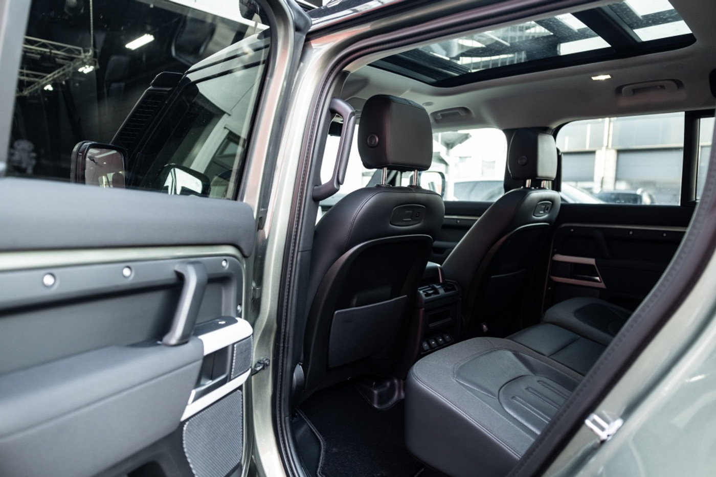 Foto van Land Rover Defender 110