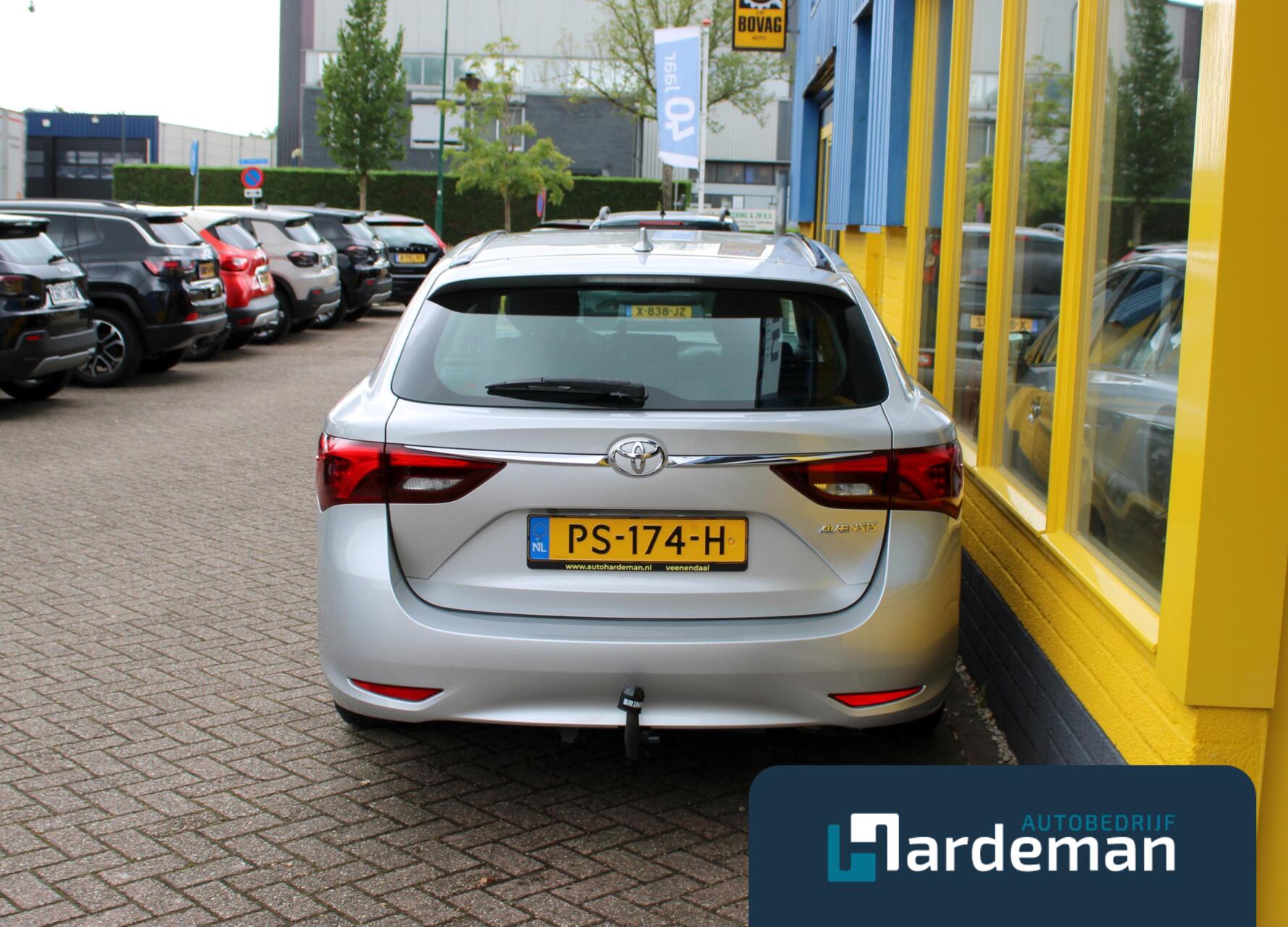 Foto van Toyota Toyota Avensis