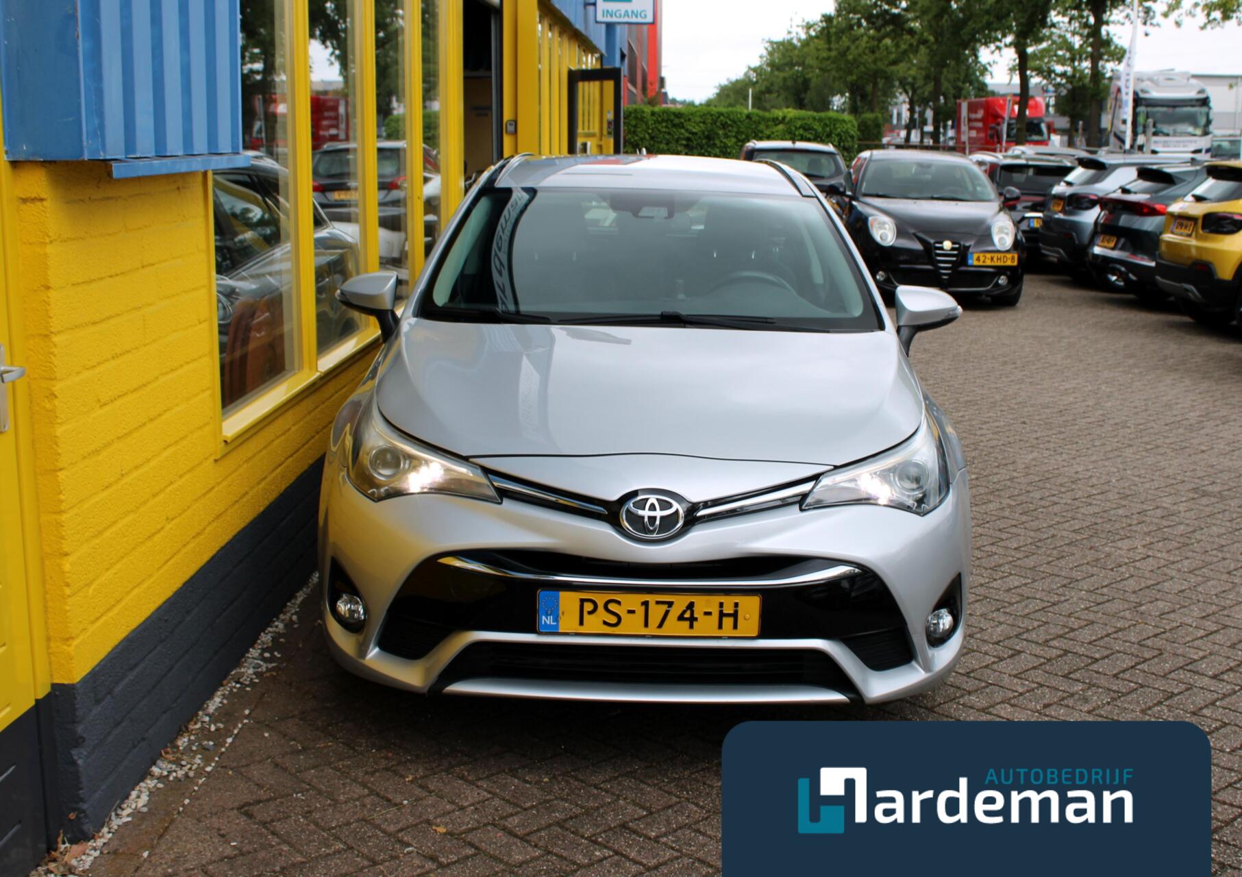 Foto van Toyota Toyota Avensis