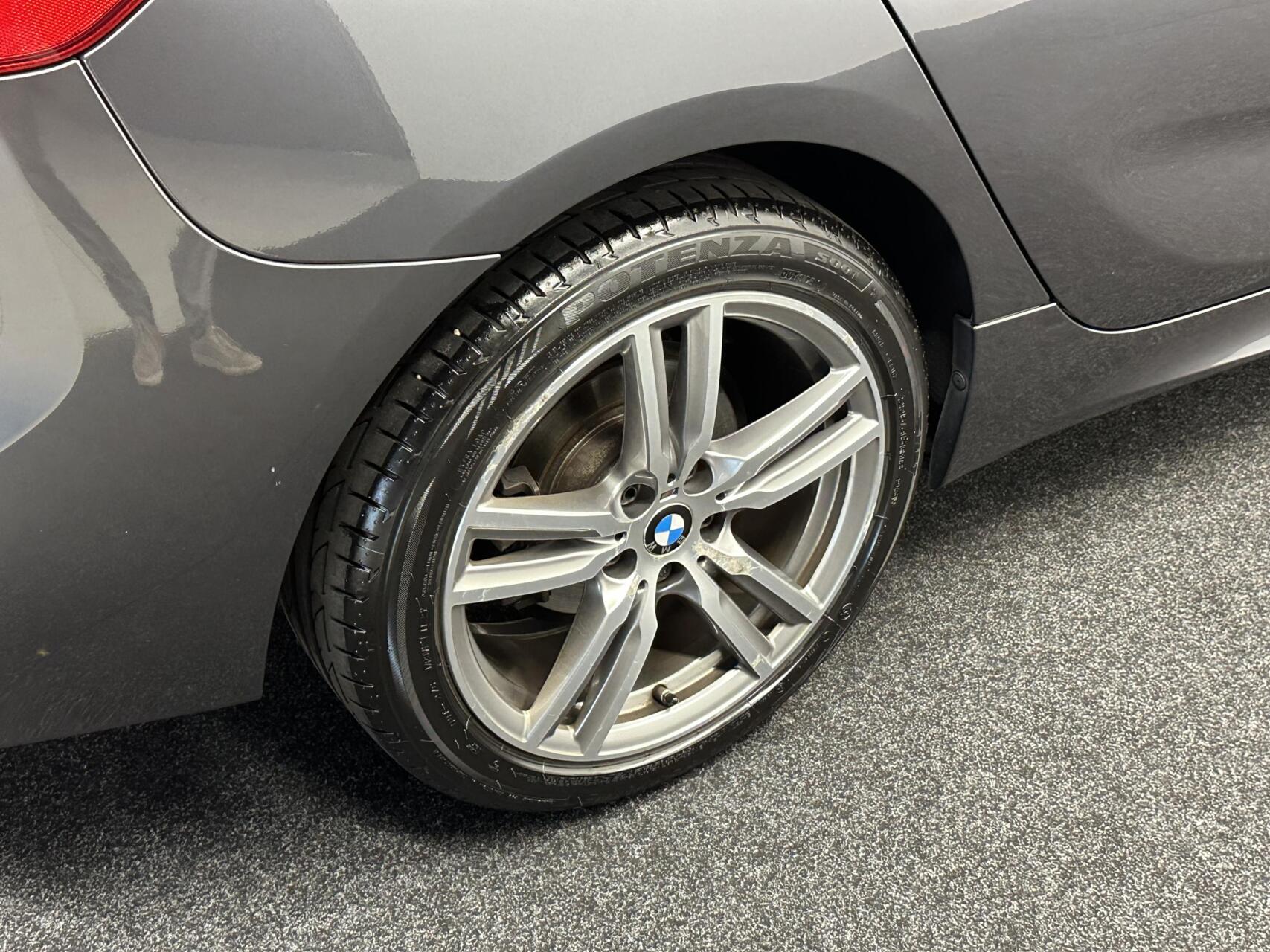 Foto van BMW 218i Active Tourer