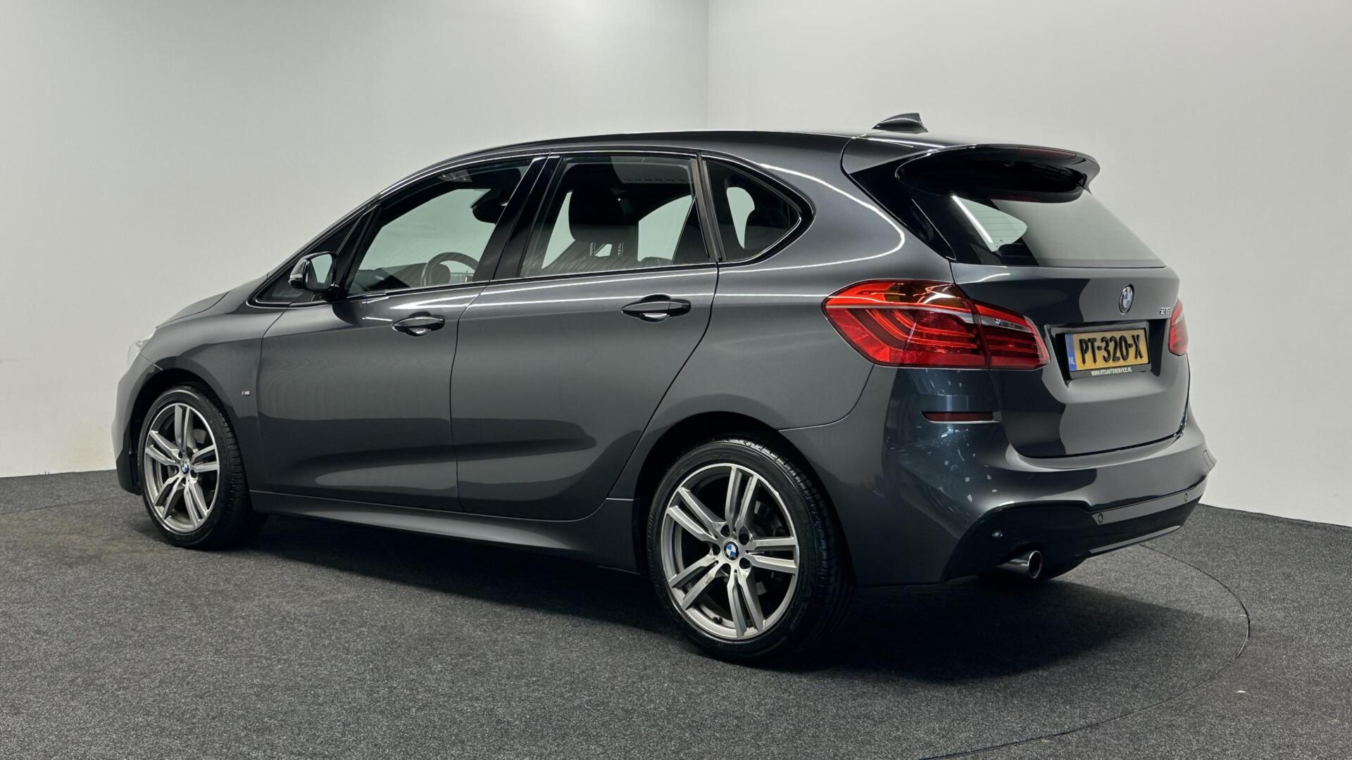 Foto van BMW 218i Active Tourer