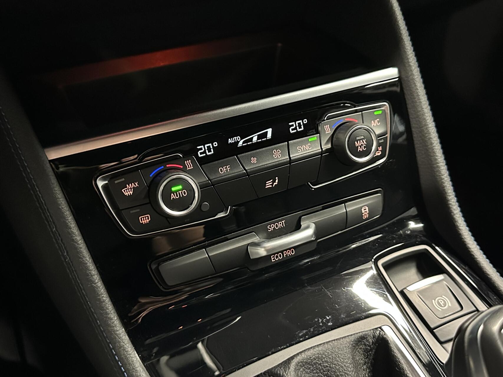 Foto van BMW 218i Active Tourer