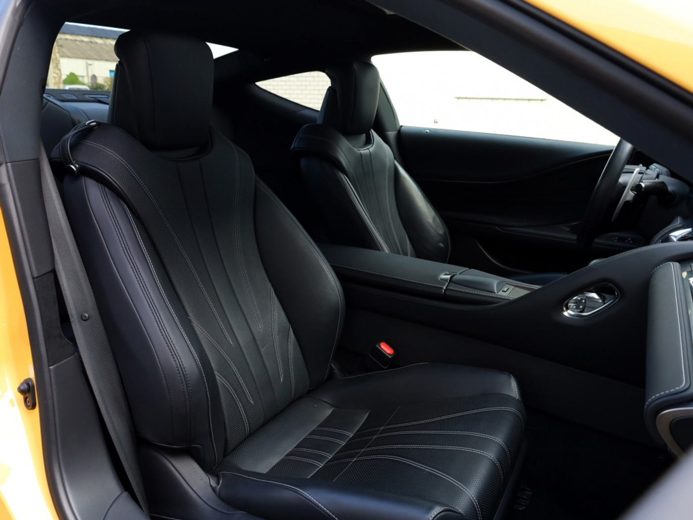Foto van Lexus Lexus Lc500h