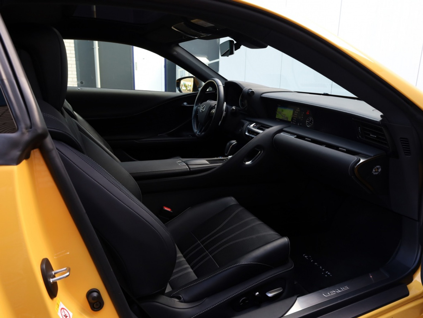 Foto van Lexus Lexus Lc500h