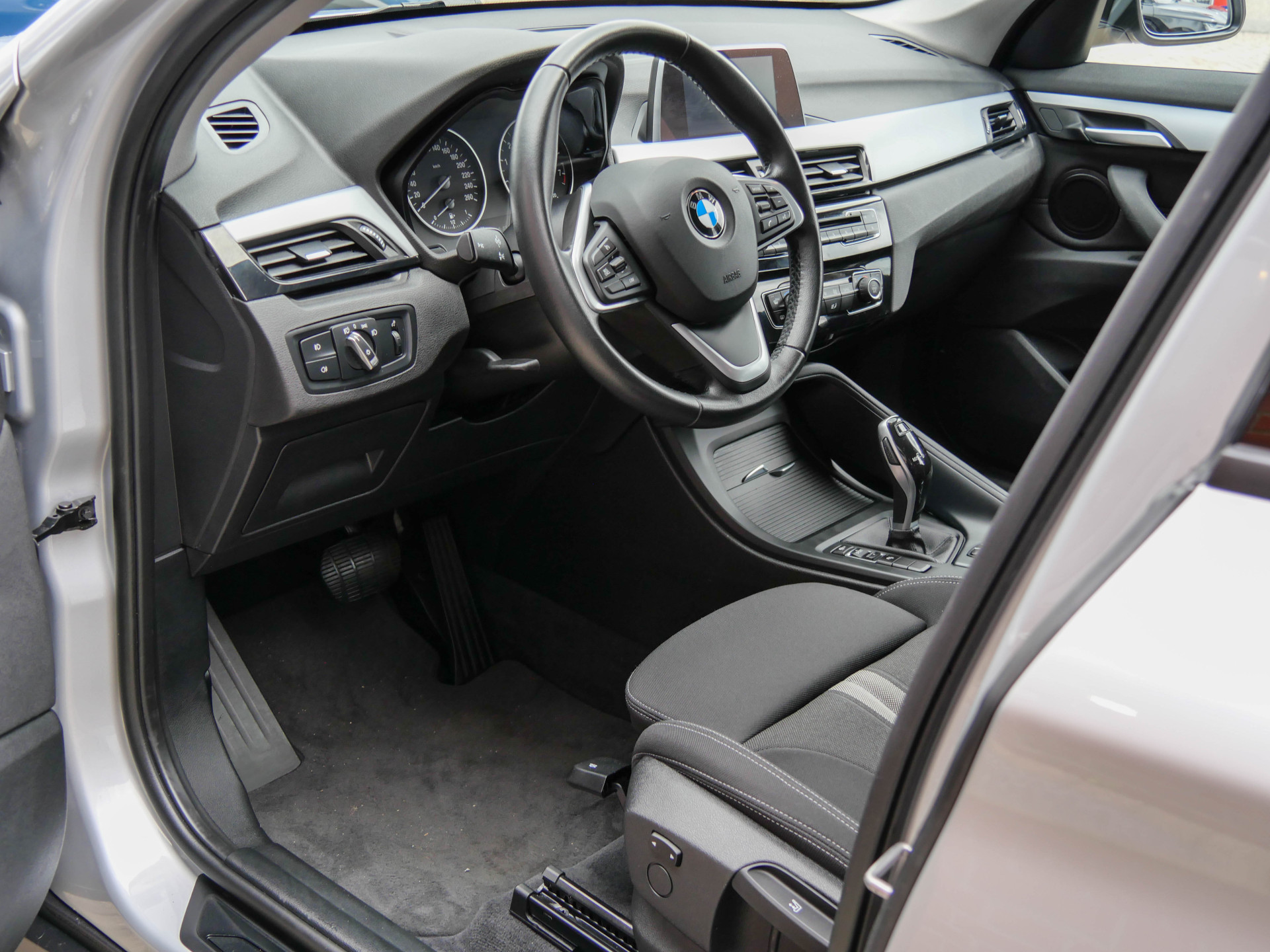 Foto van BMW X1 Sdrive18i