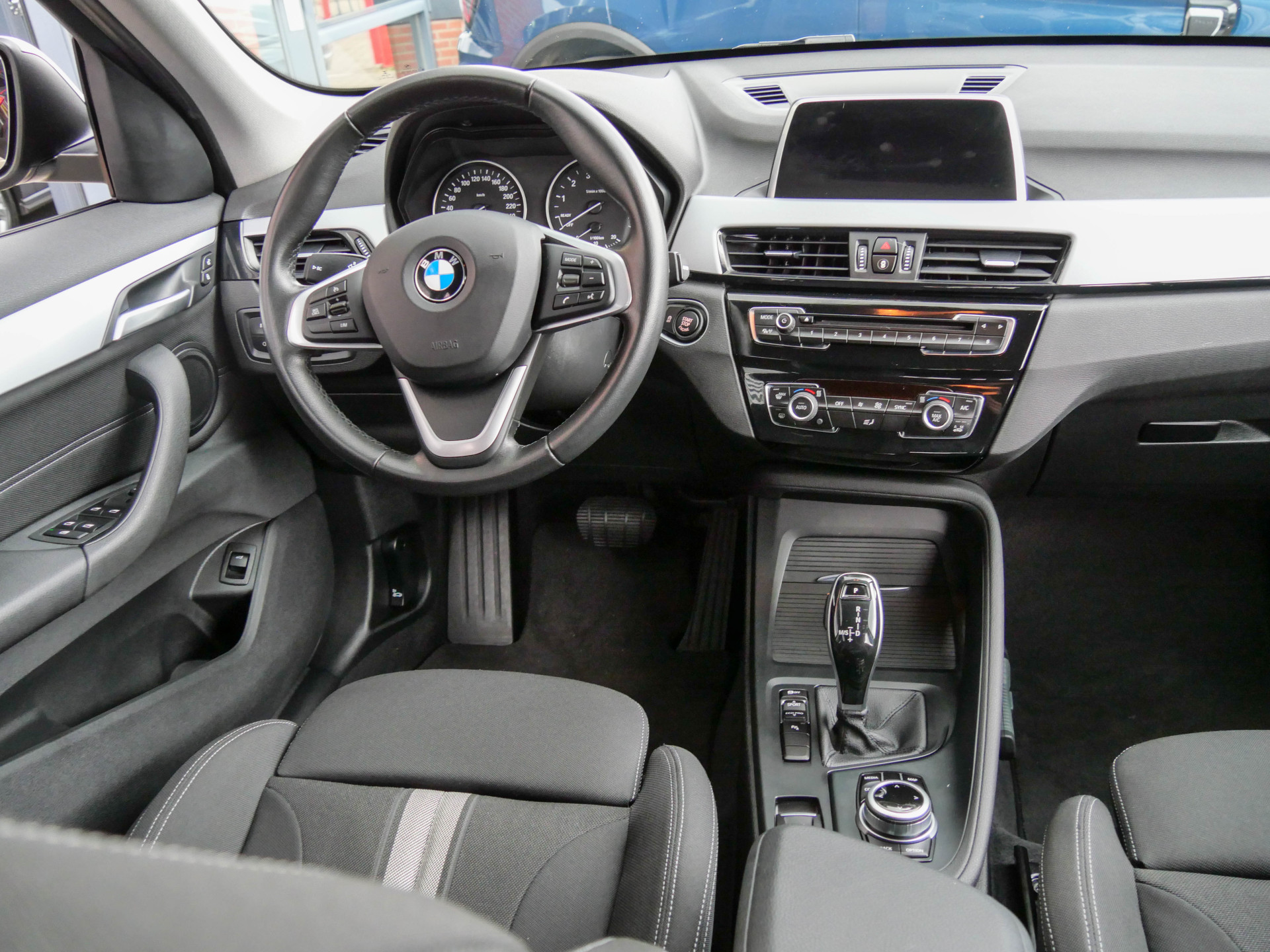 Foto van BMW X1 Sdrive18i