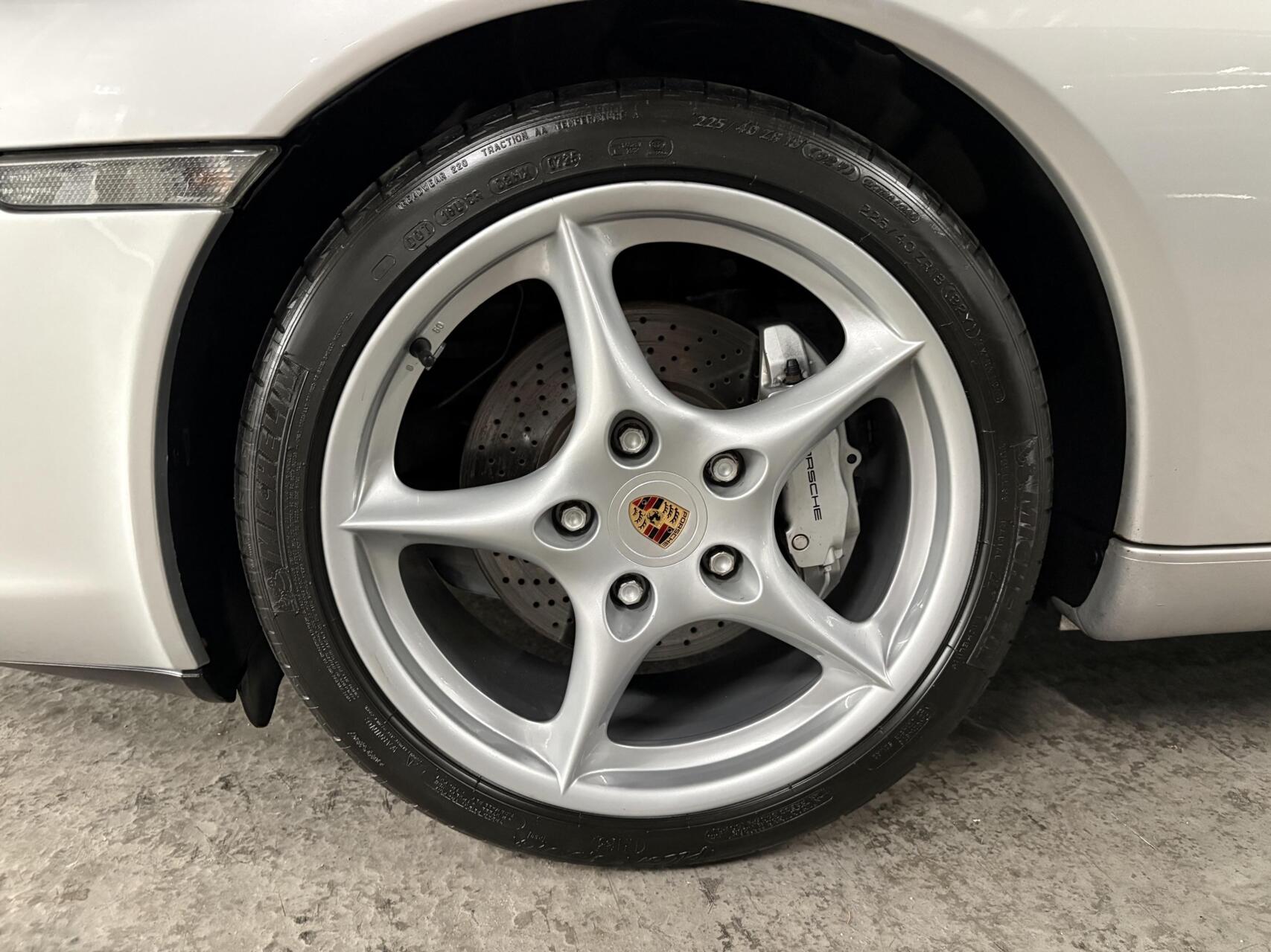 Foto van Porsche 911 Carrera 4