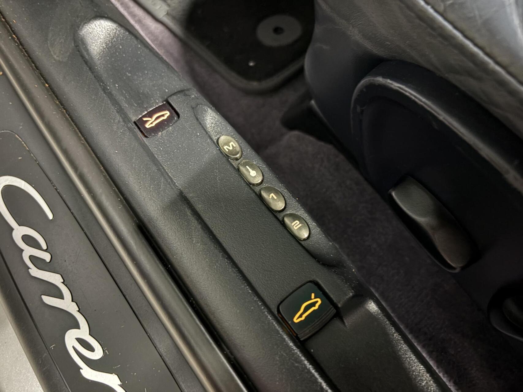 Foto van Porsche 911 Carrera 4