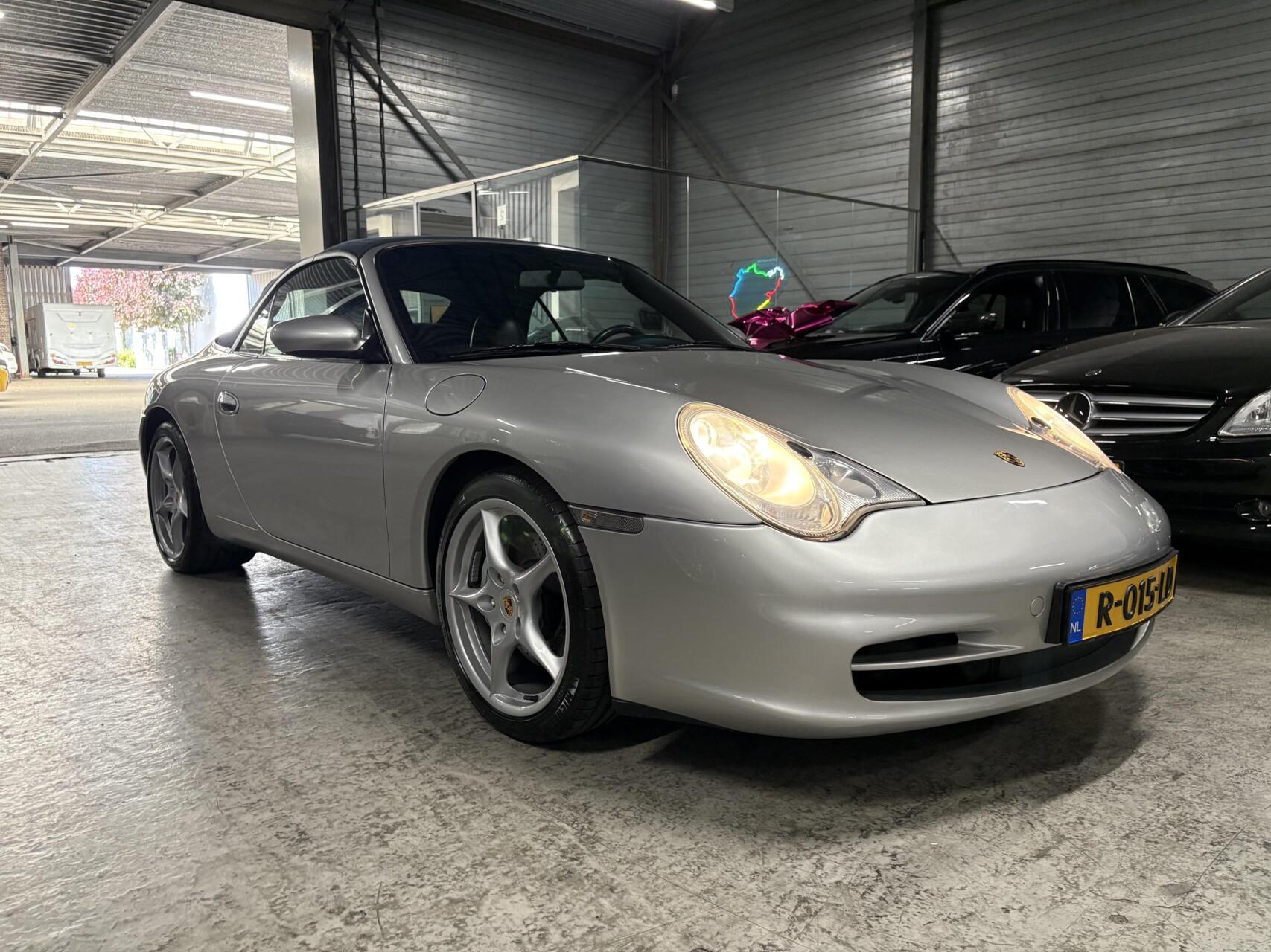 Foto van Porsche 911 Carrera 4